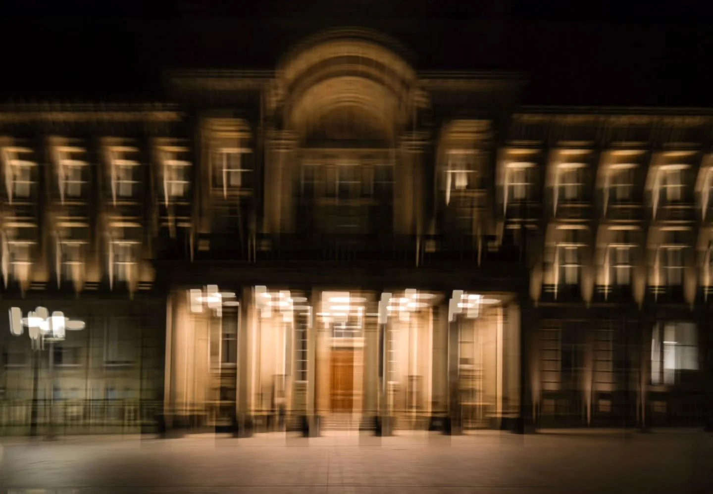 Multiple Exposure in camera at night! 📸

With the Photography Show last weekend which I loved (a post just devoted to that coming up!) I wasn't sure I would have a fused friday but I went out with the amazing @thecamversation group on Saturday night