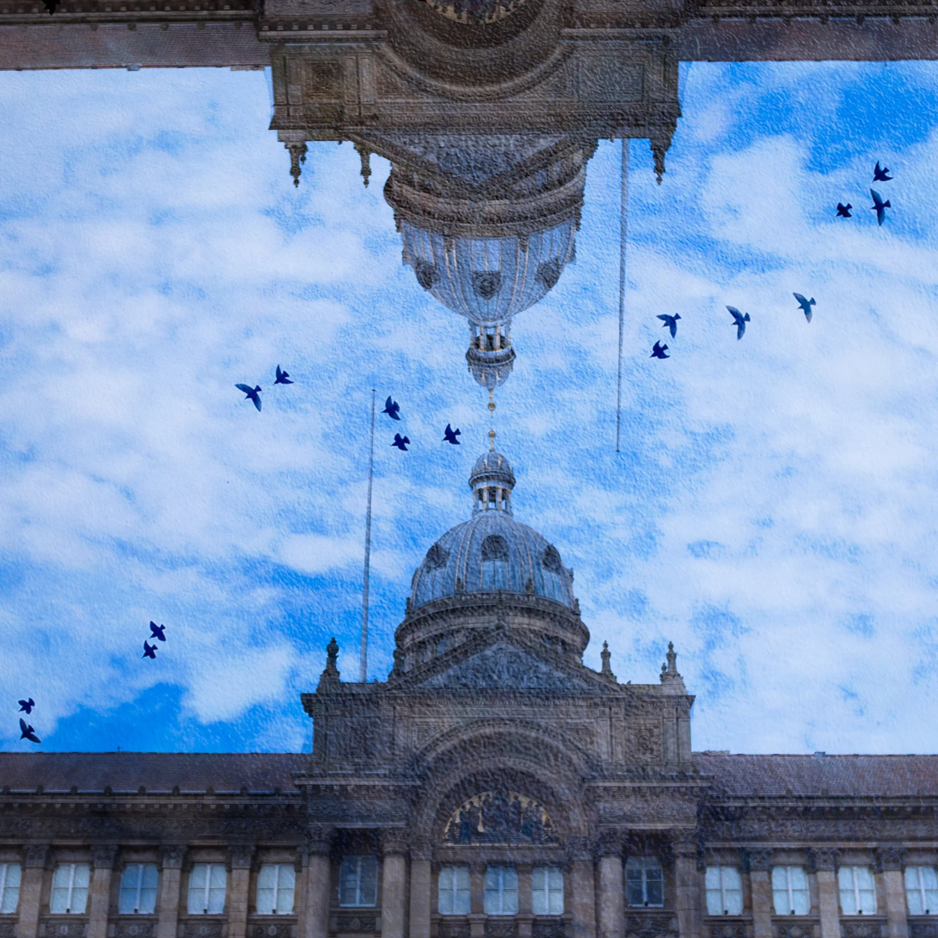 In camera multiple exposure including a layer or 2 in Photoshop 📸

The museum is one of the wonderful old buildings in Birmingham that is great for a 180 degree flip! It is such a great city for architecture and when the sun shines it brings out all