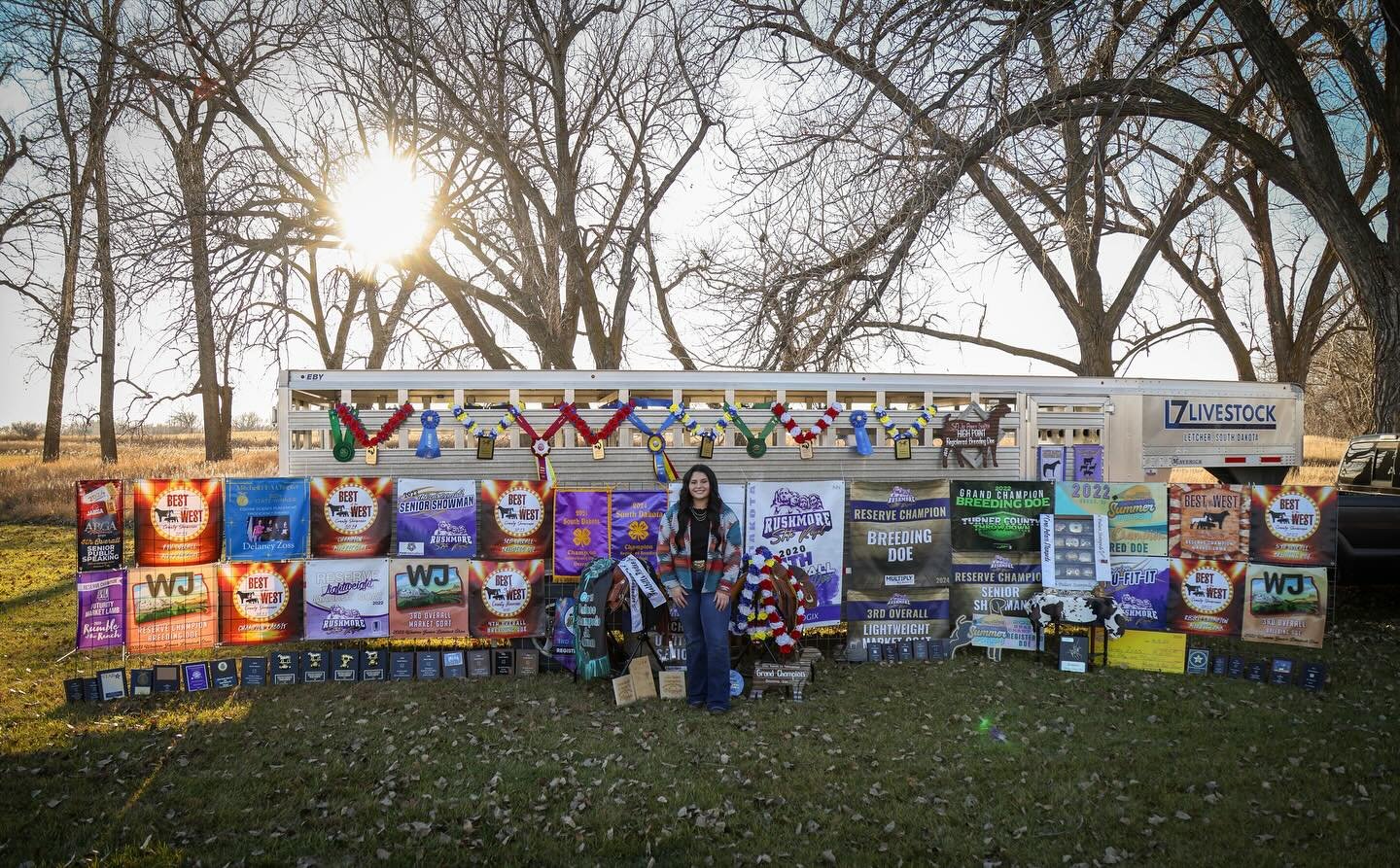 How can our goat showman be a senior? 

Kip and I have watched her win most of these banners, and been there when she didn&rsquo;t win the banners at all. It&rsquo;s been quite the ride along the years and we are so proud of her ❤️

Tonights session 