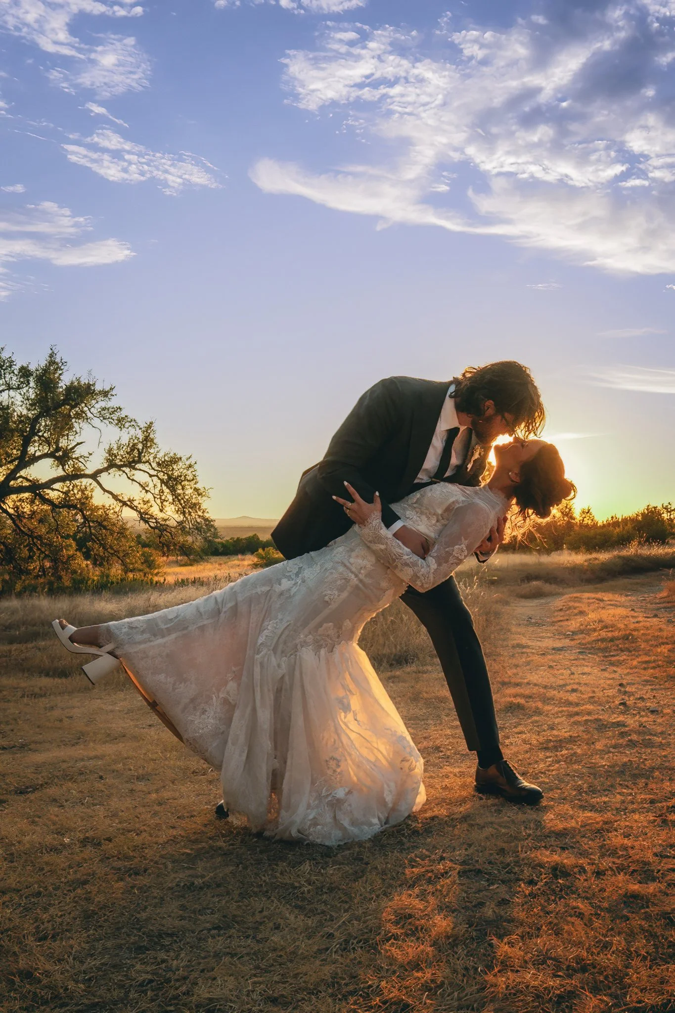 kristen-and-mason-wedding-inspiring-oaks-ranch-wimberley-tx.jpg.jpg