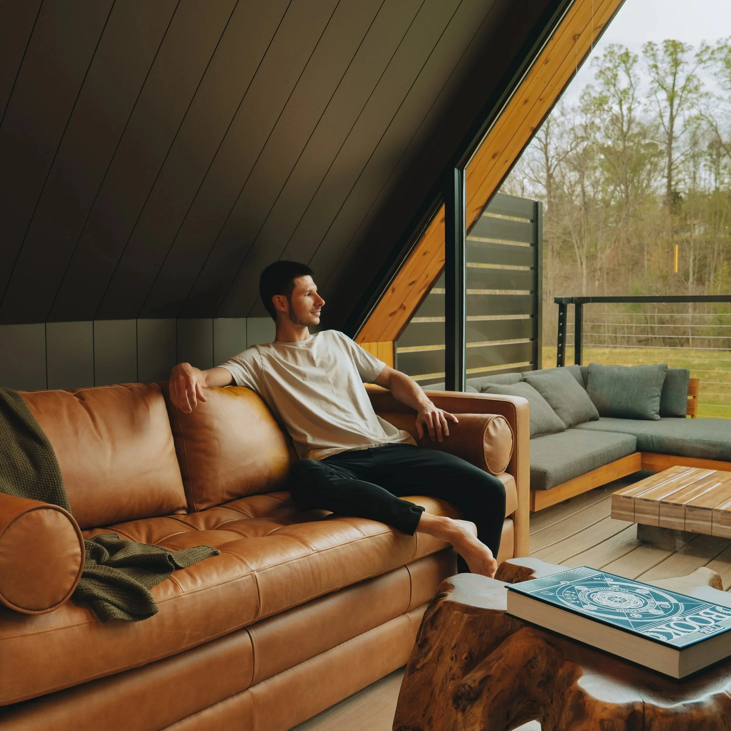 2026-04-15-April05635.jpg (Copy)