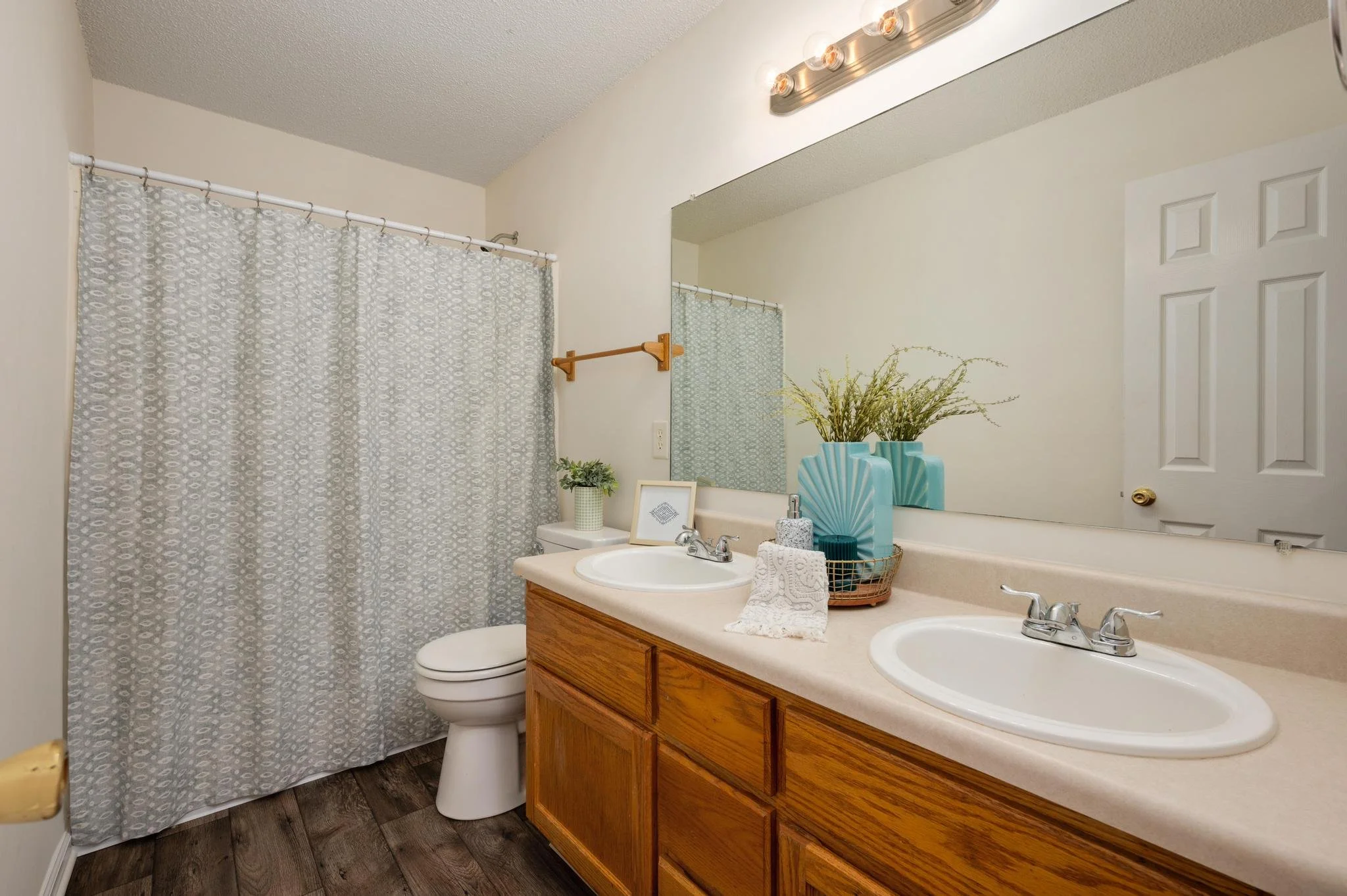 Gallery — Saddlebrook Apartments