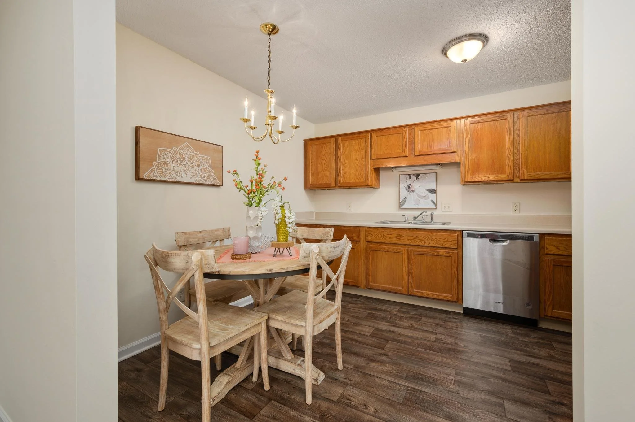 Gallery — Saddlebrook Apartments