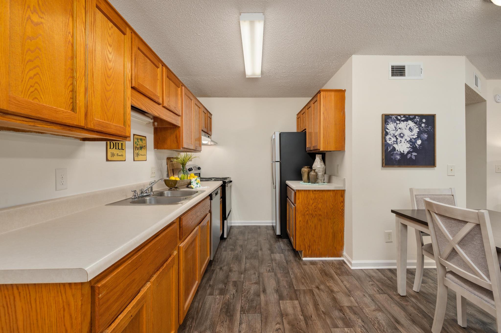 Gallery — Saddlebrook Apartments