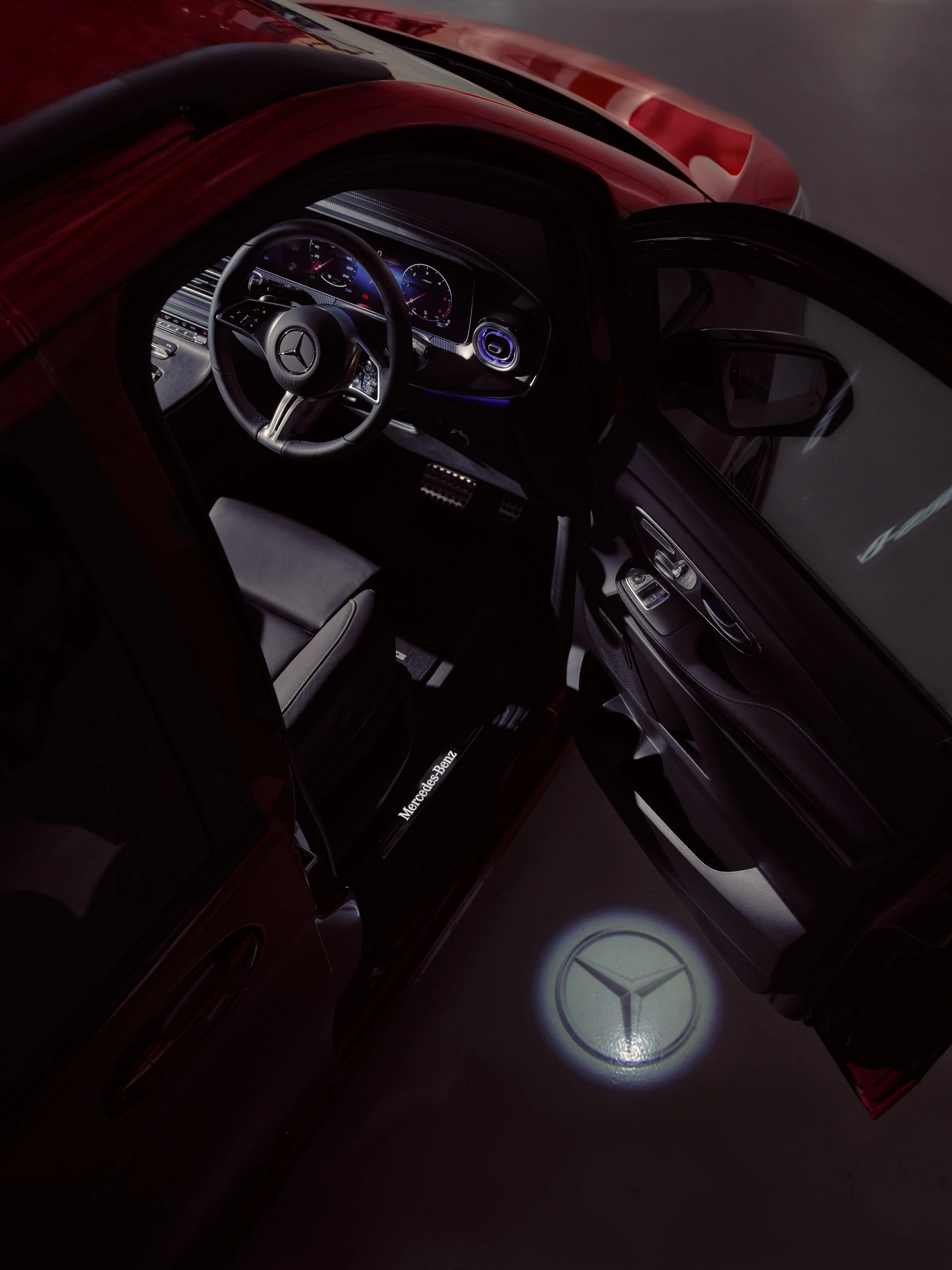 Mercedes-Benz V Class AMG_Finals_SimonShiff_0 22.jpg