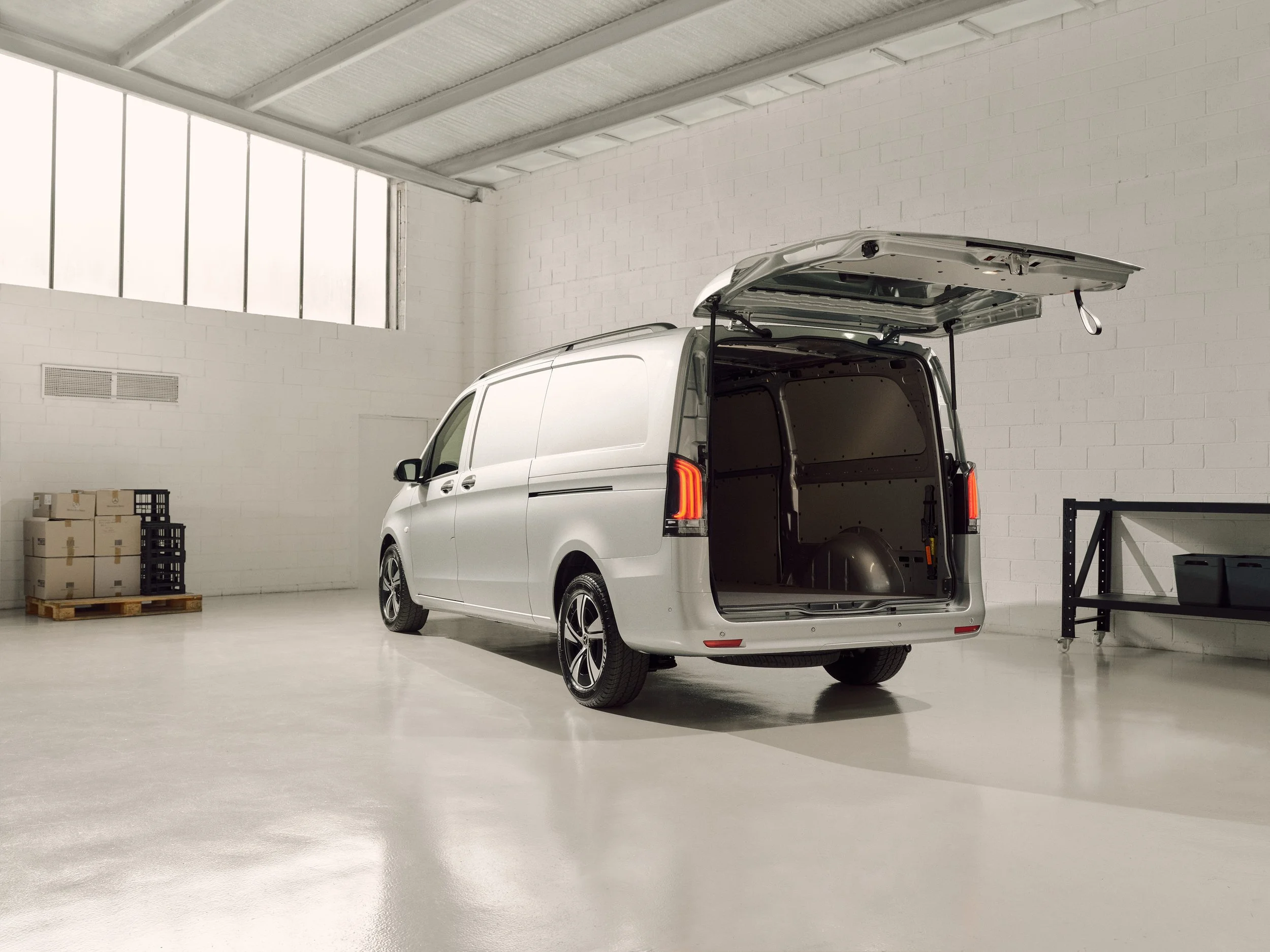 Mercedes-Benz Vito LWB Panel Van_Finals_SimonShiff_0 7.jpg