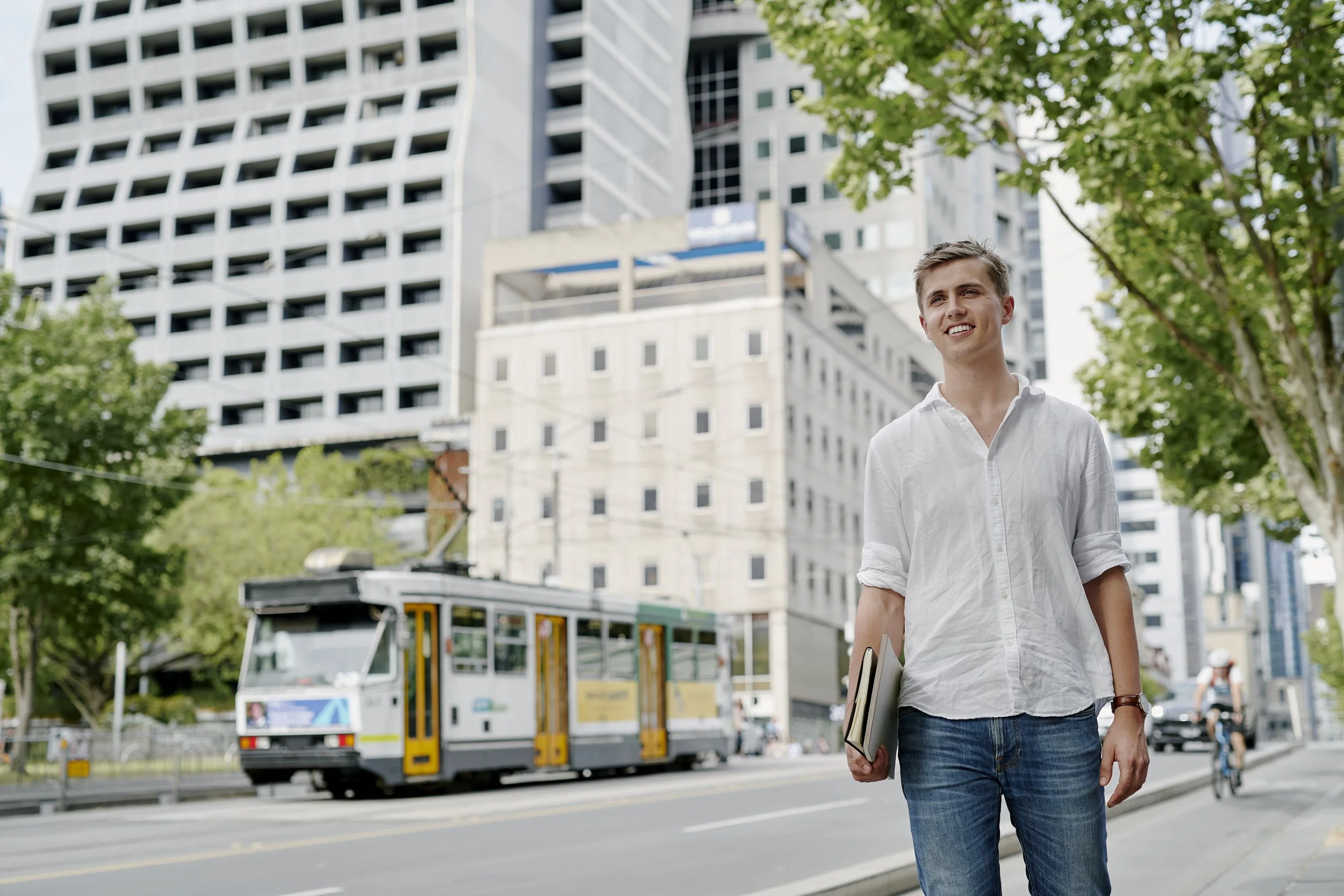 Deakin Outdoor_Simon Shiff_0 88.jpg