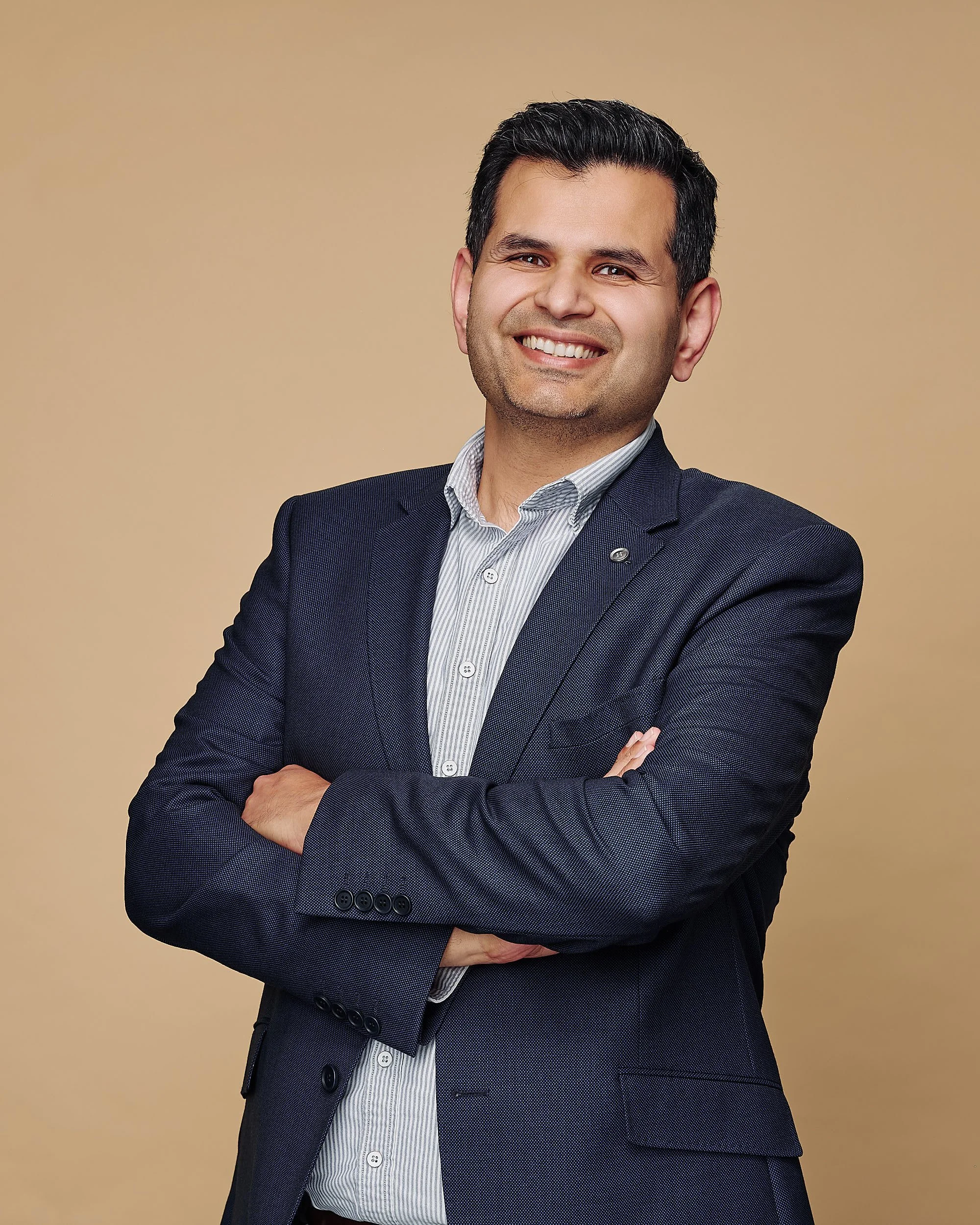 ServiceNow Headshots_Omer Khan__0 13.jpg
