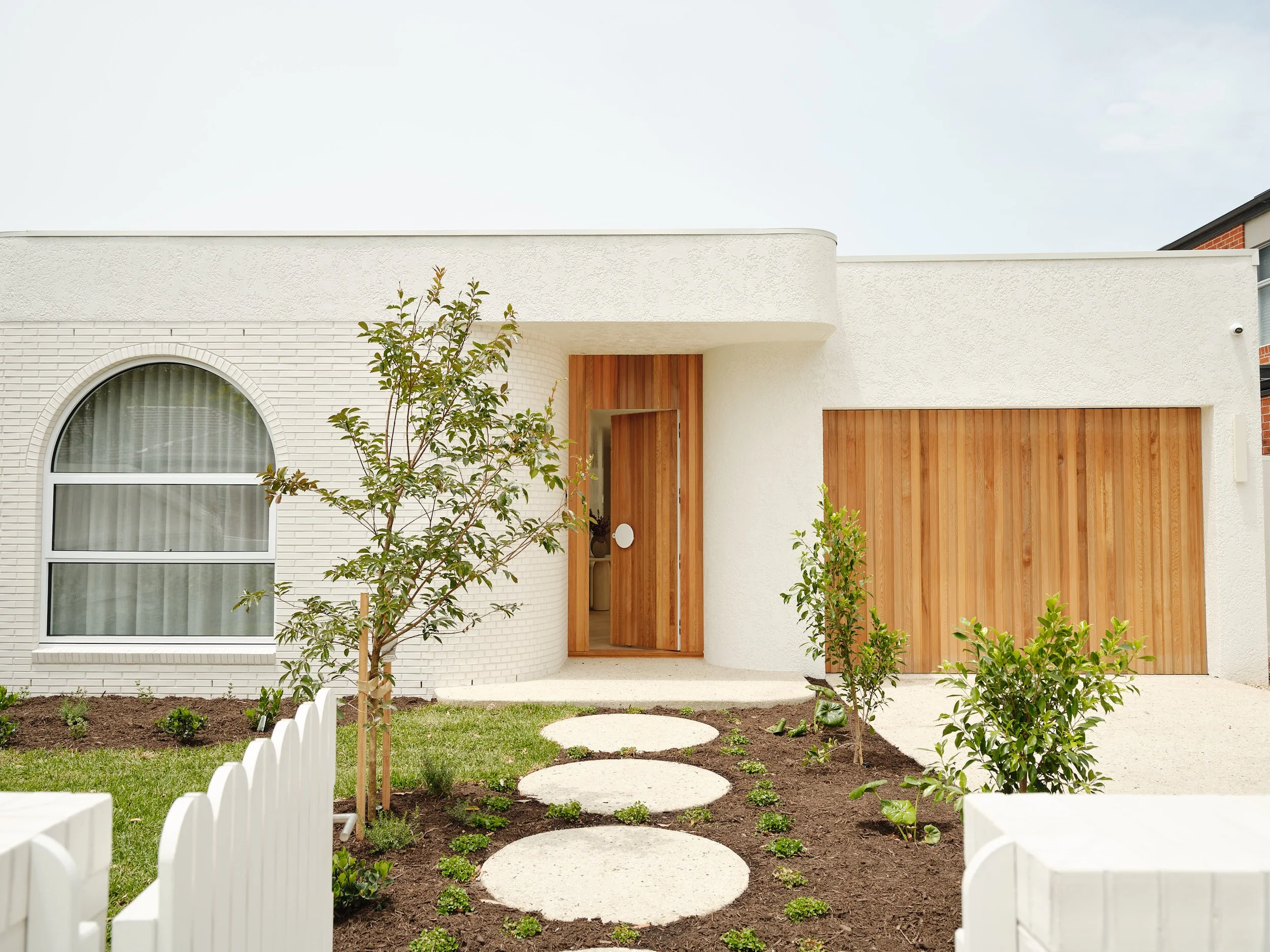 Rainco Rose St Coburg_December2025_SimonShiff_0 25.jpg