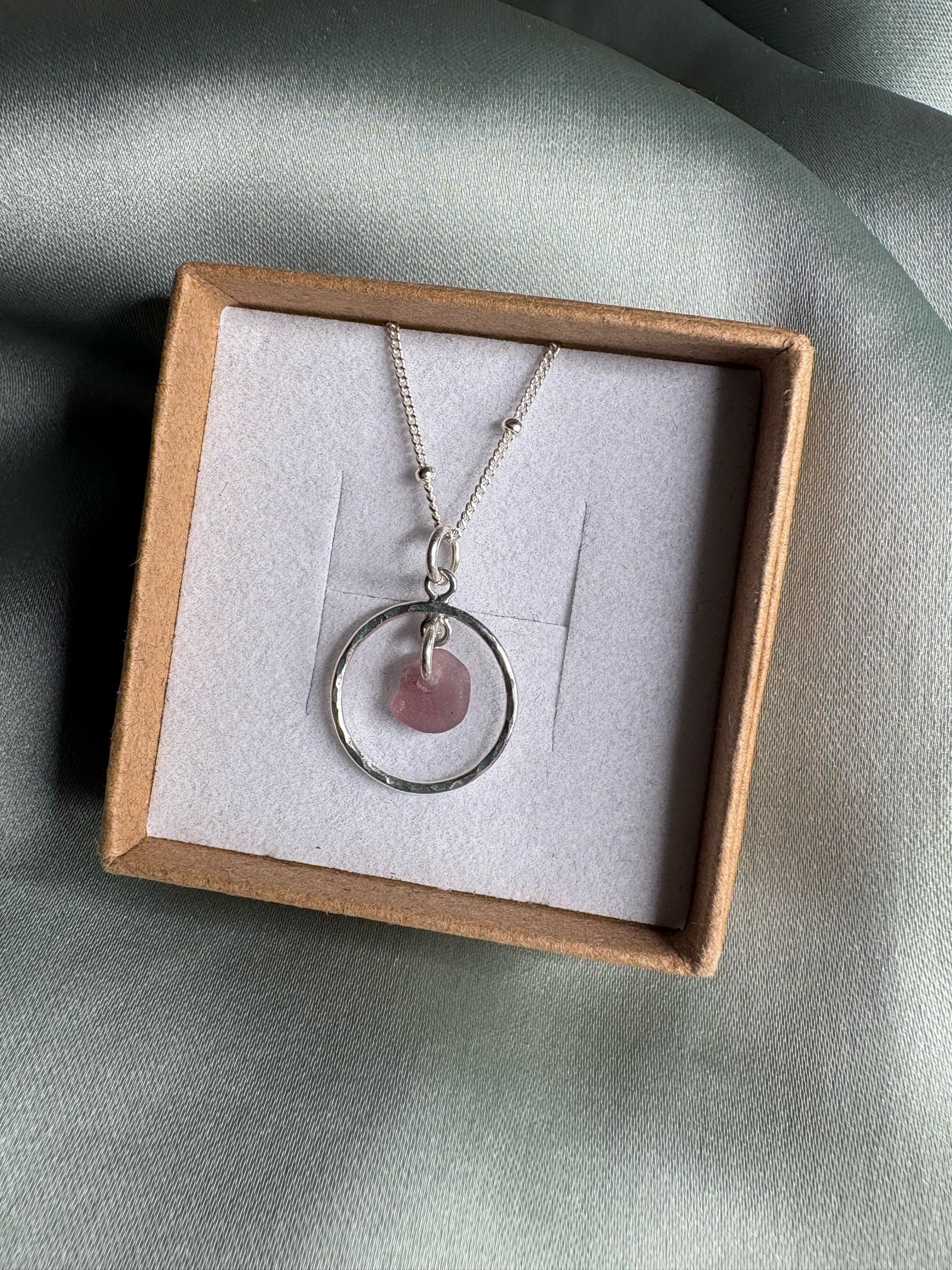 Coral necklace - Purple