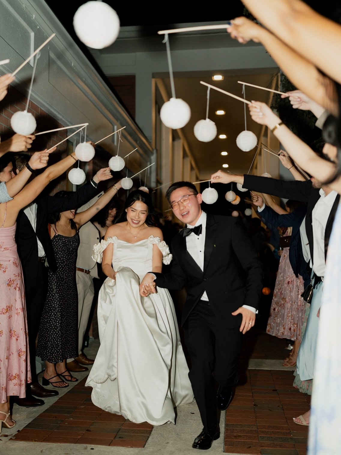A dreamy lantern-lit exit, surrounded by love&hellip; and straight into forever! 🦢🤍
-
-
-
-
#tampaphotographer #sarasotaphotographer #swflphotographer #fortmyersphotographer #floridawedding