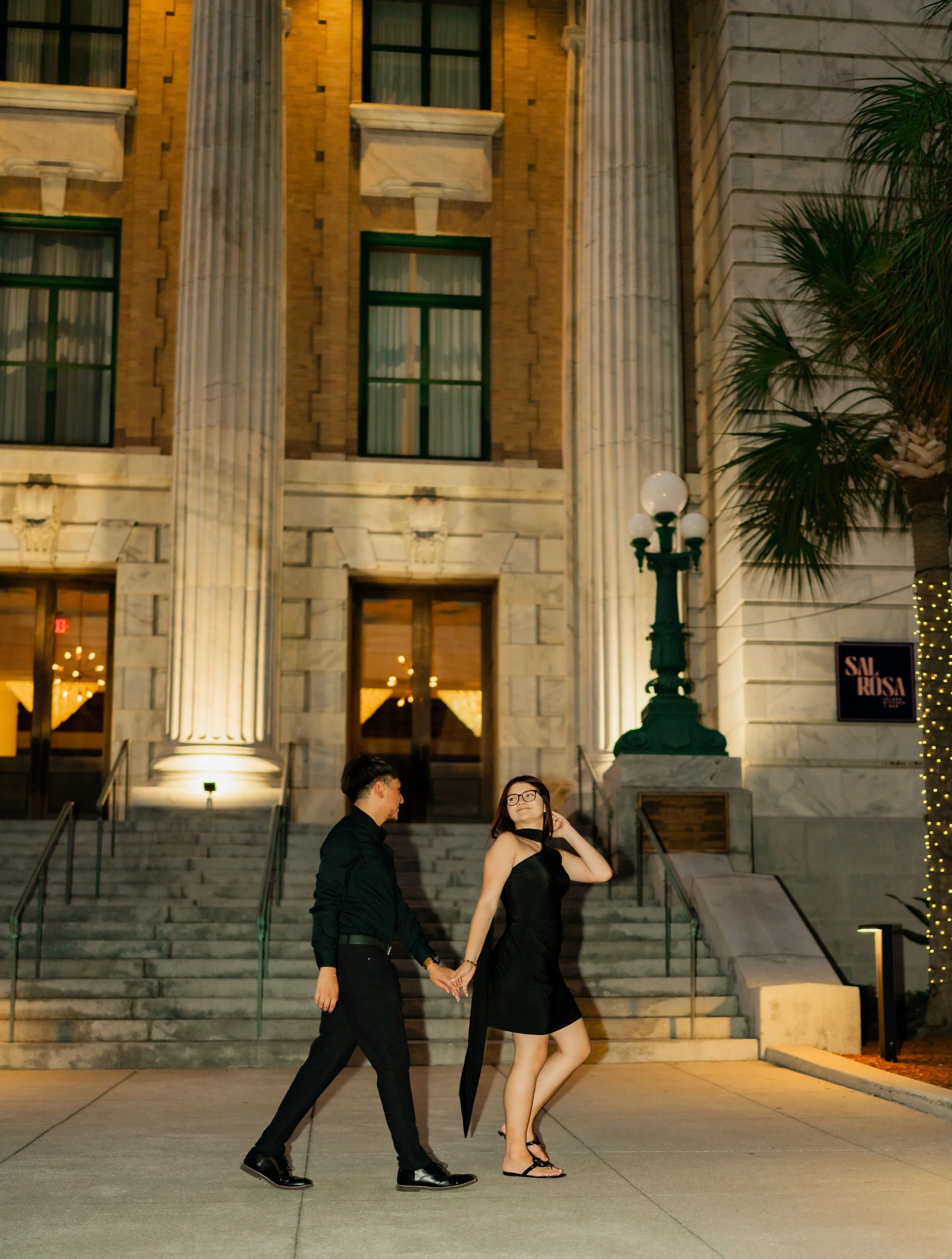 A little downtown Tampa magic for their engagement session ✨ so excited for these two and everything that comes next 🥹
-
-
-
-
tampa engagement photographer | downtown tampa engagement photos | tampa couples photographer | florida wedding photograph