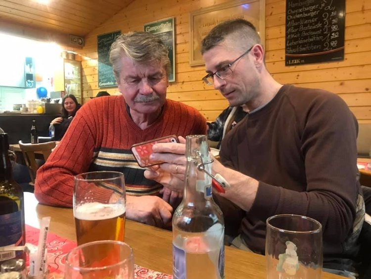 Gemeinsam im Wirtshaus