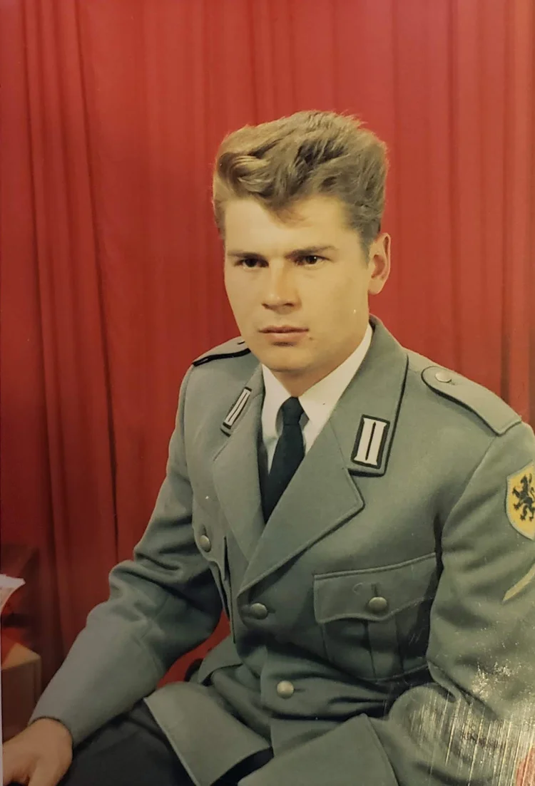 Heinrich in Uniform