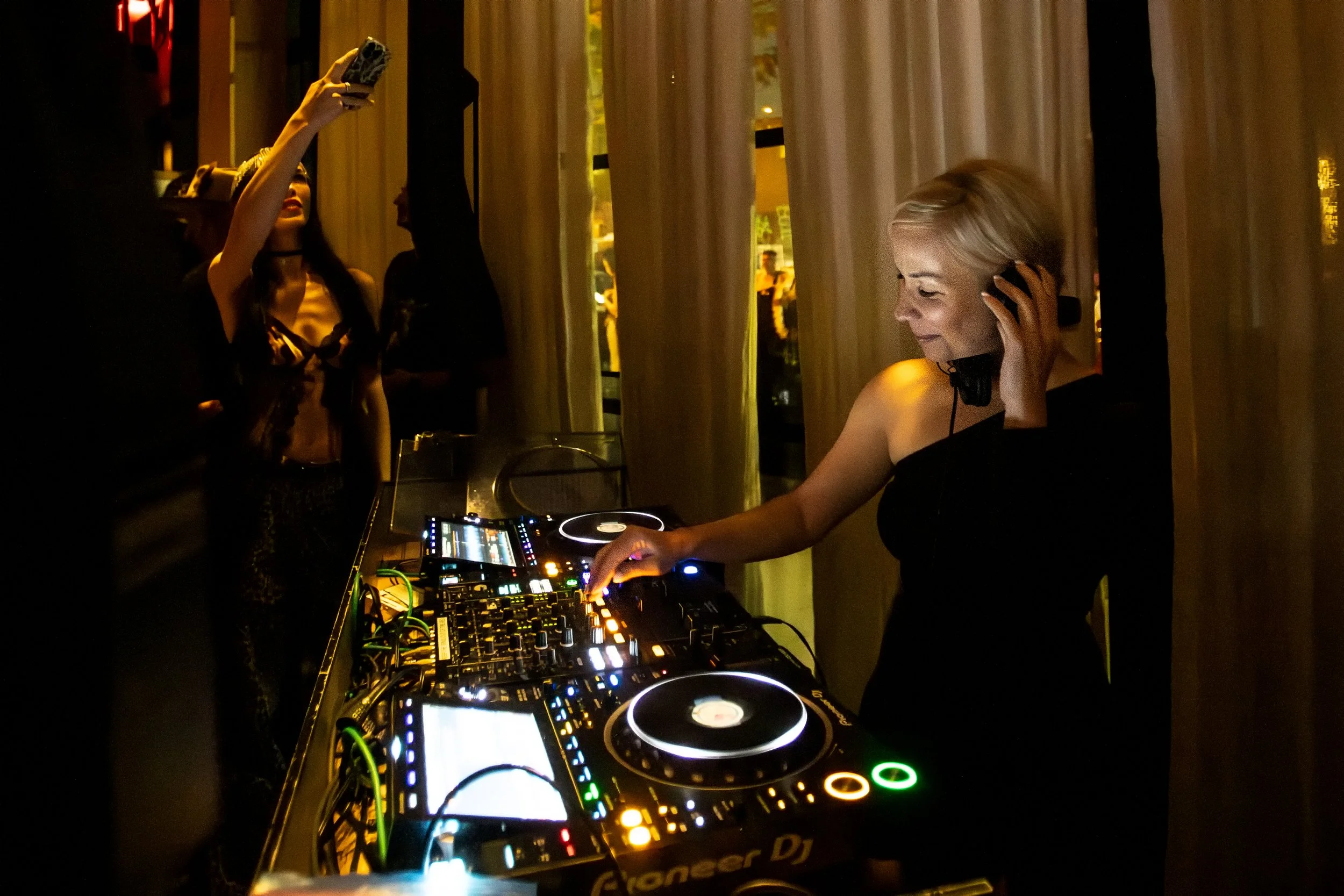 0051_midnightcaviar_06.22.jpg