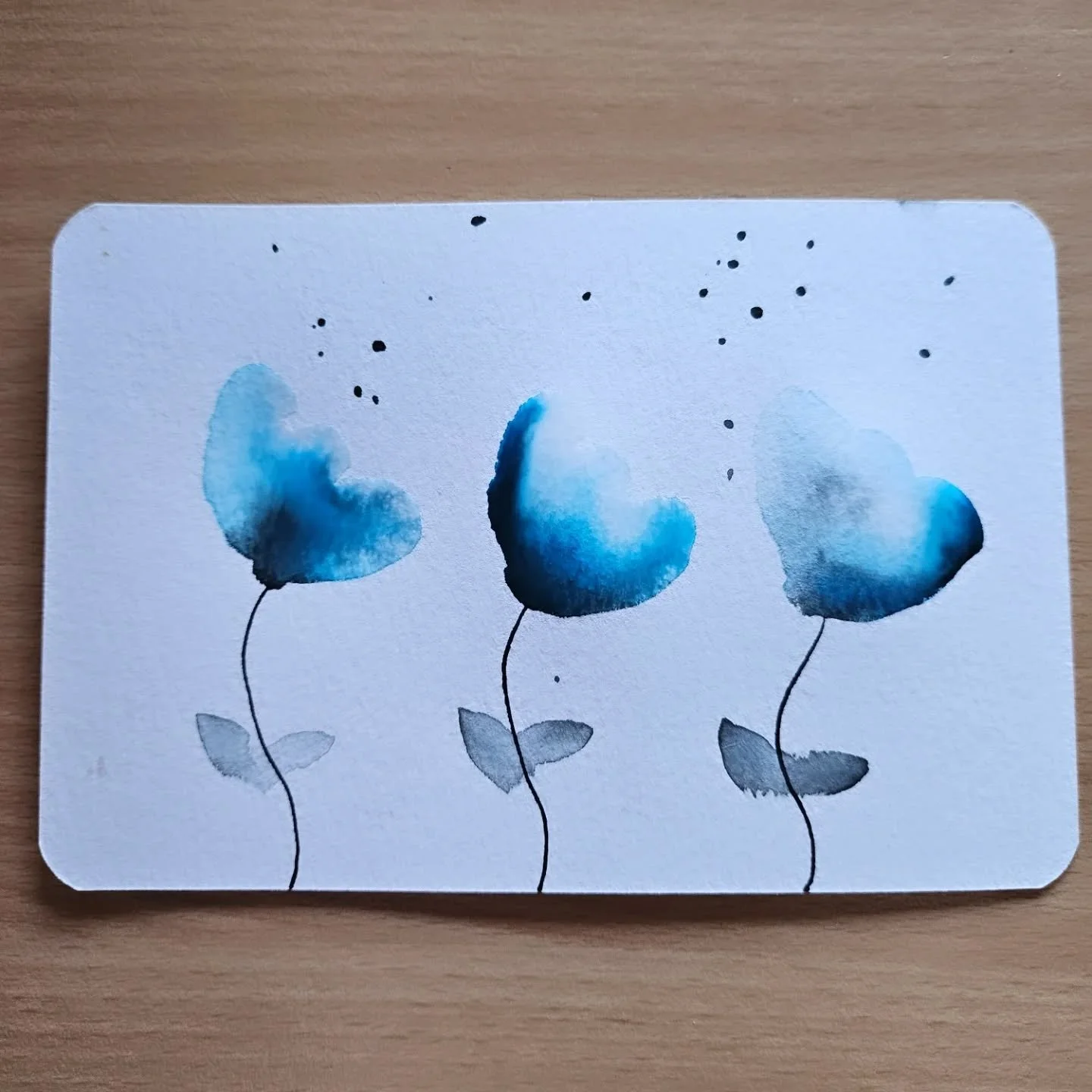 Some more little Watercolour blooms on a Friday night at another SOLD OUT workshop. 

Dates for the second half of the year dropping soon. Watch this space. Xx Em
