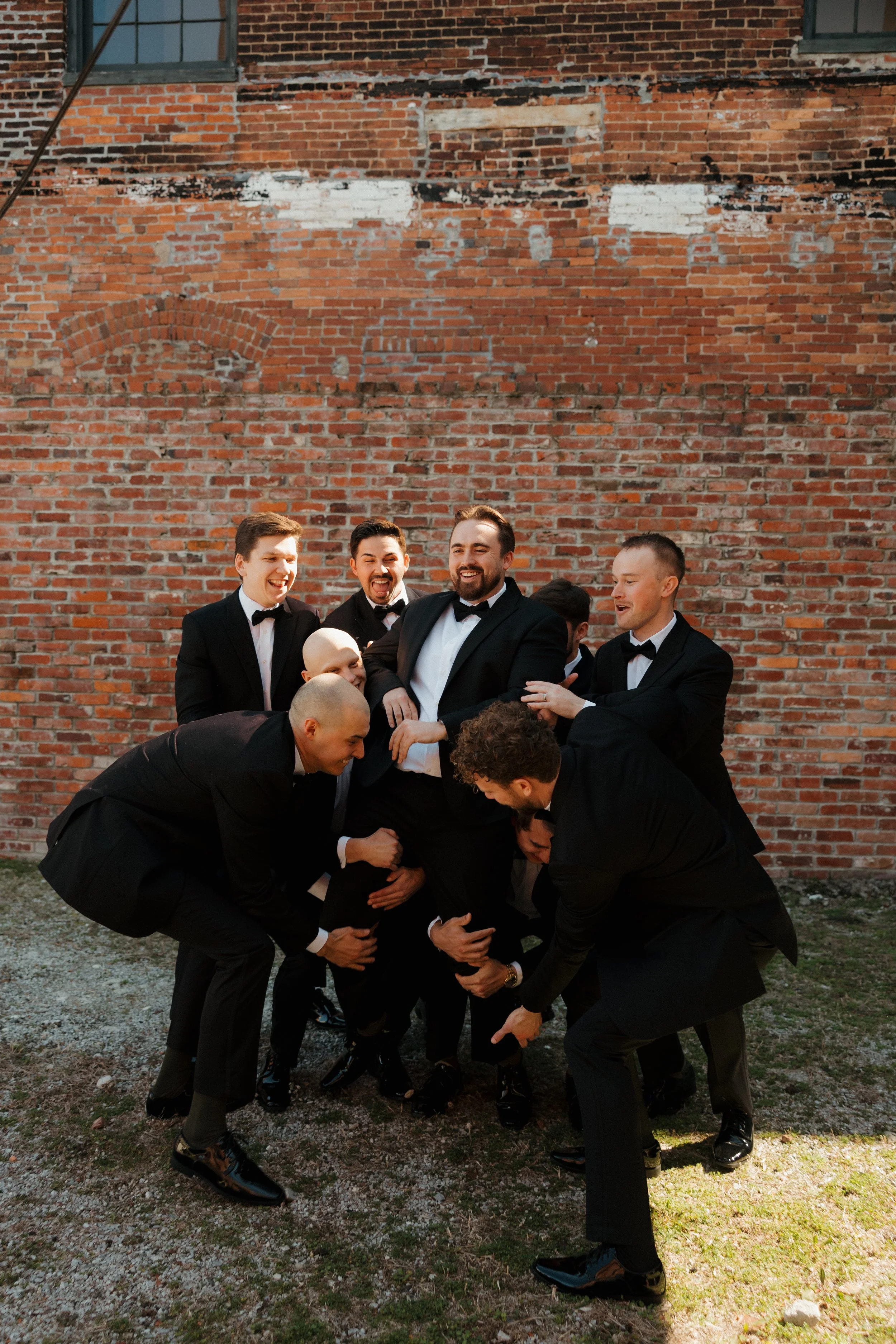 WeddingParty-20.jpg