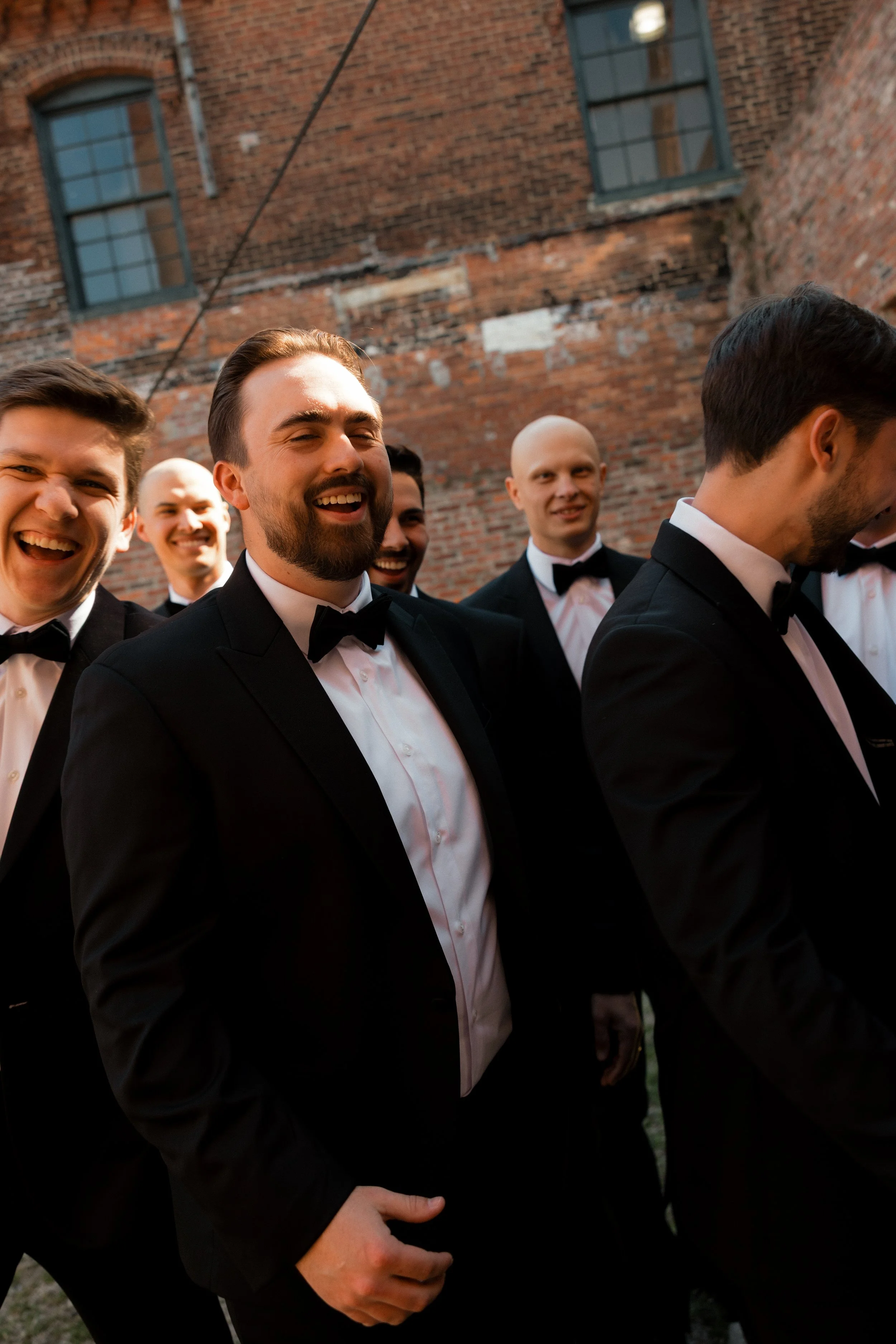 WeddingParty-17.jpg