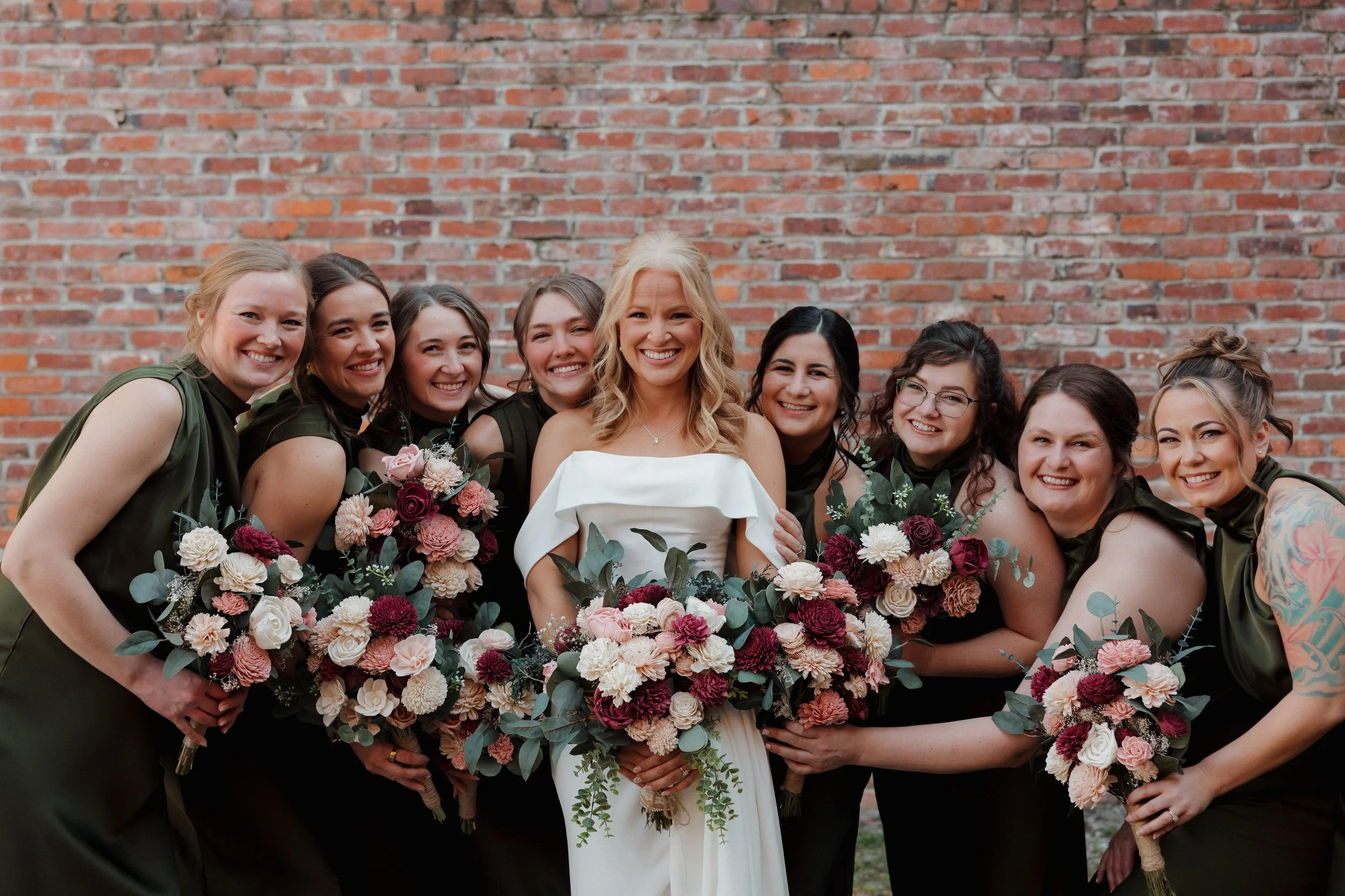 WeddingParty-115.jpg