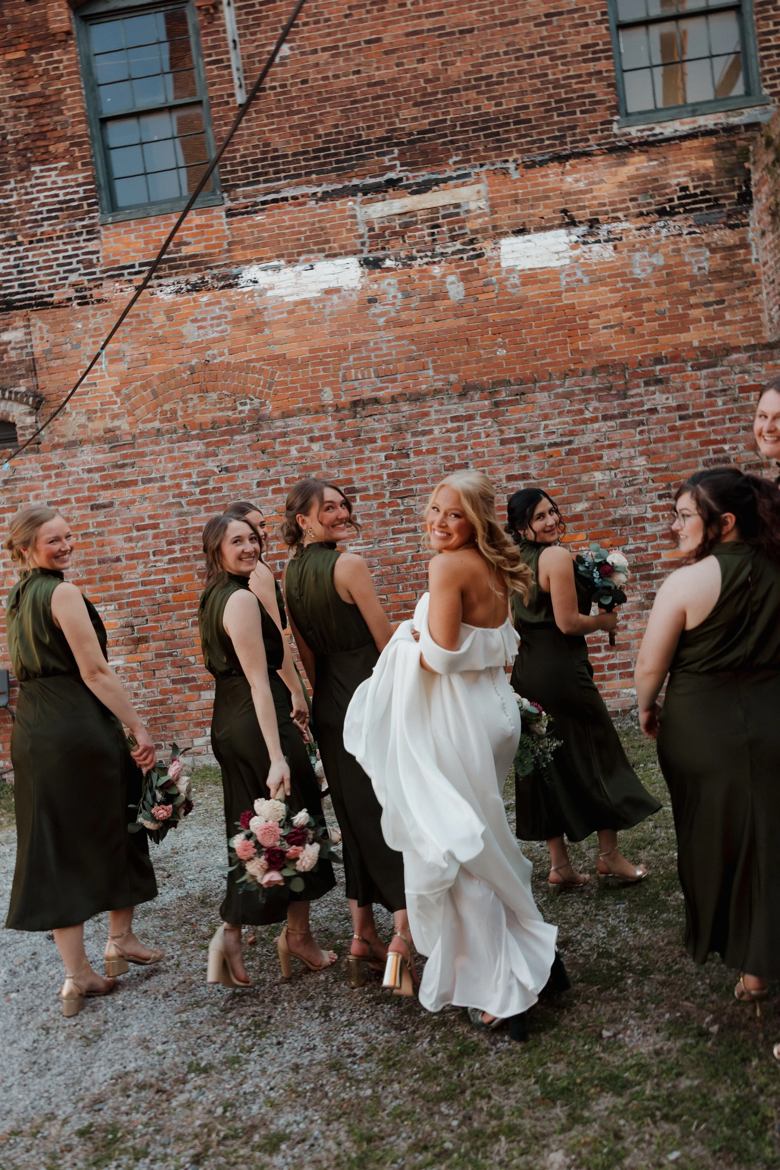 WeddingParty-121.jpg