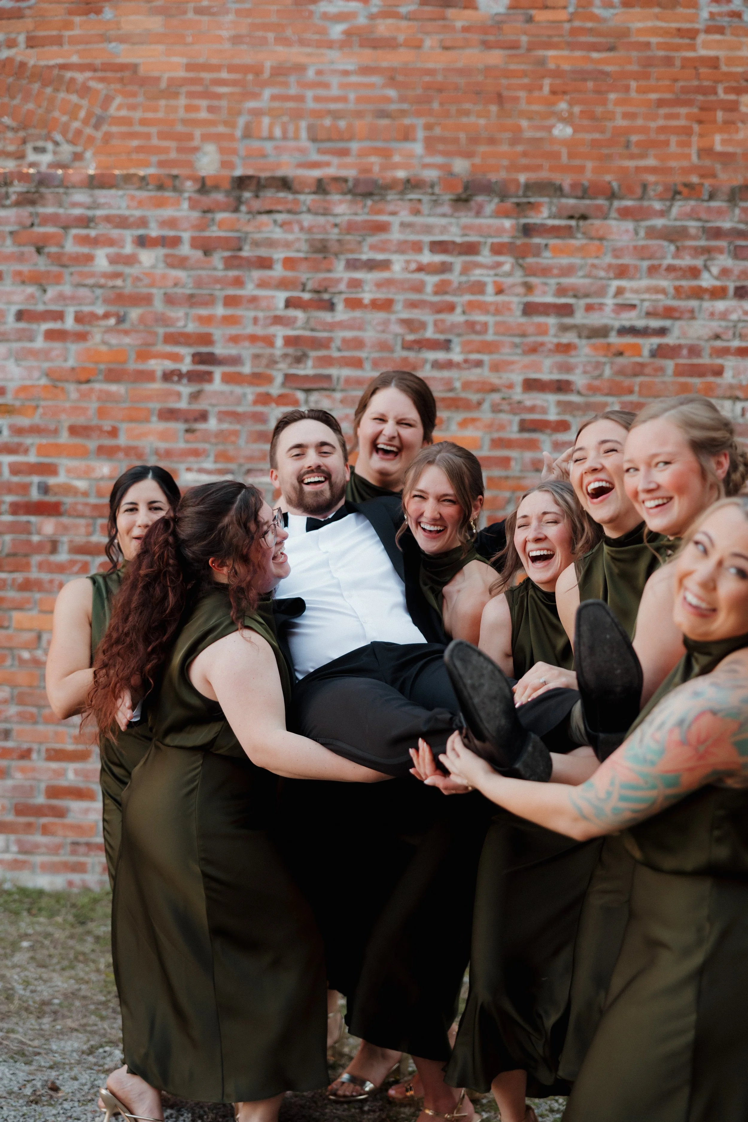 WeddingParty-146.jpg