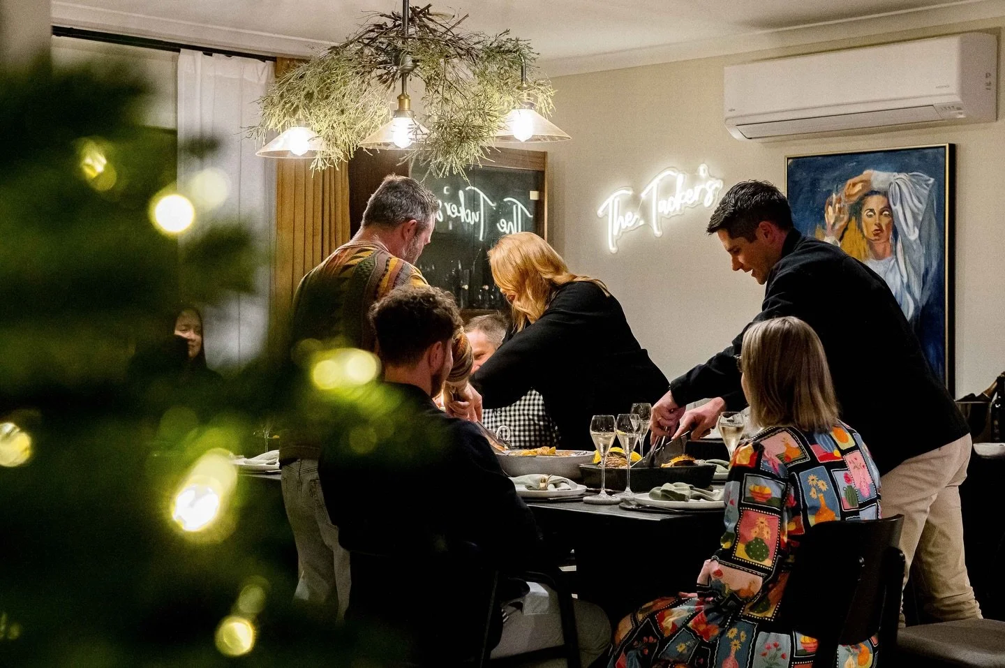 Merry Christmas from The KH Studio fam + co 🎄✨❤️

Wishing everyone a beautiful Christmas with their favourite people and foods celebrating a day of love, appreciation, reflection and joy! 

Love, 
Your Favourite Team of Behind-the-scenes Powerhouses