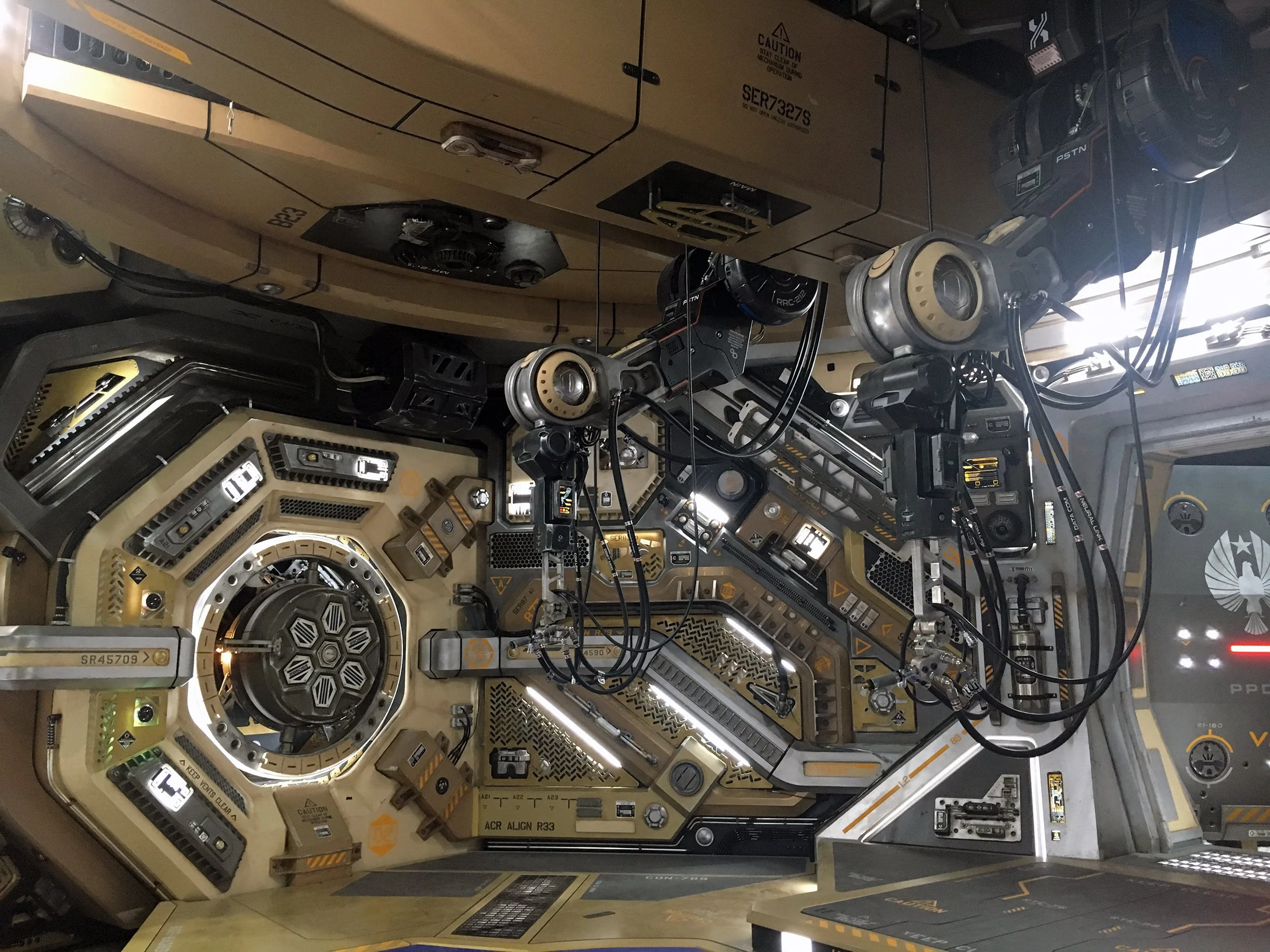 Pacific Rim 2: Bracer Phoenix Vinyl decals and stencils