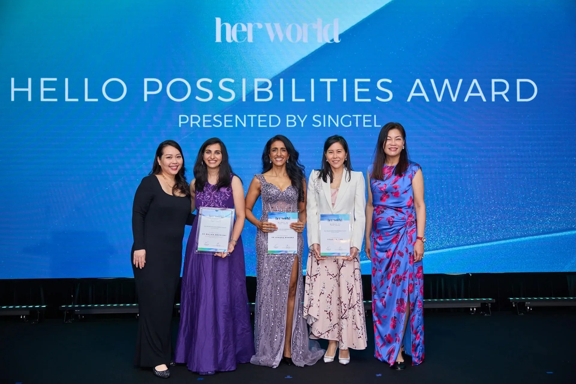 Dr. Ayesha Khanna Wins the Her World “Hello Possibilities Award”