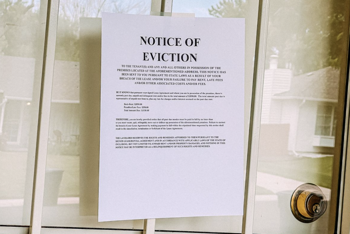 ‘It’s like a circus’: Family faces eviction despite paying off rental debt