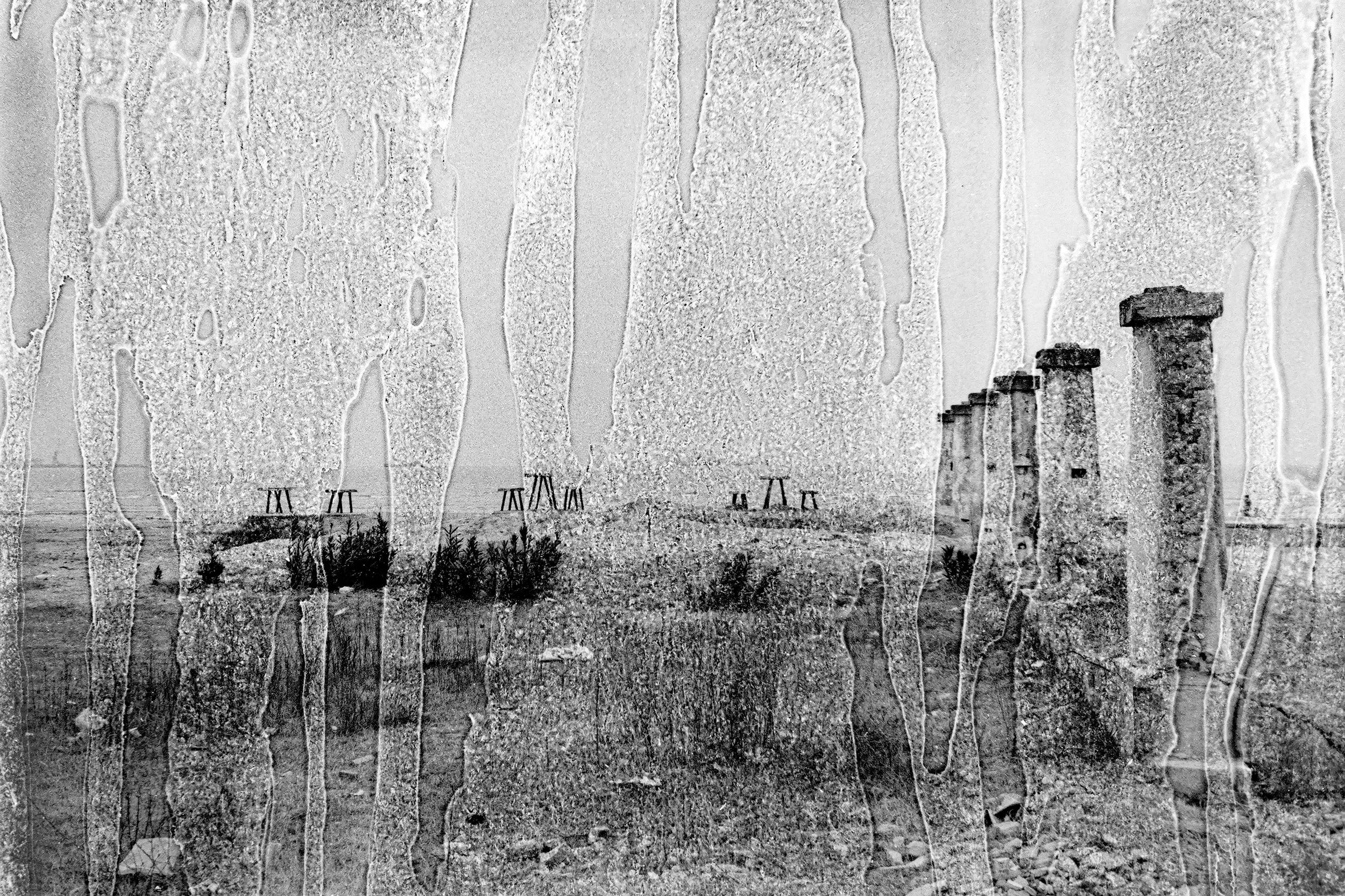 Burned Negative, Durres 1992/2008.