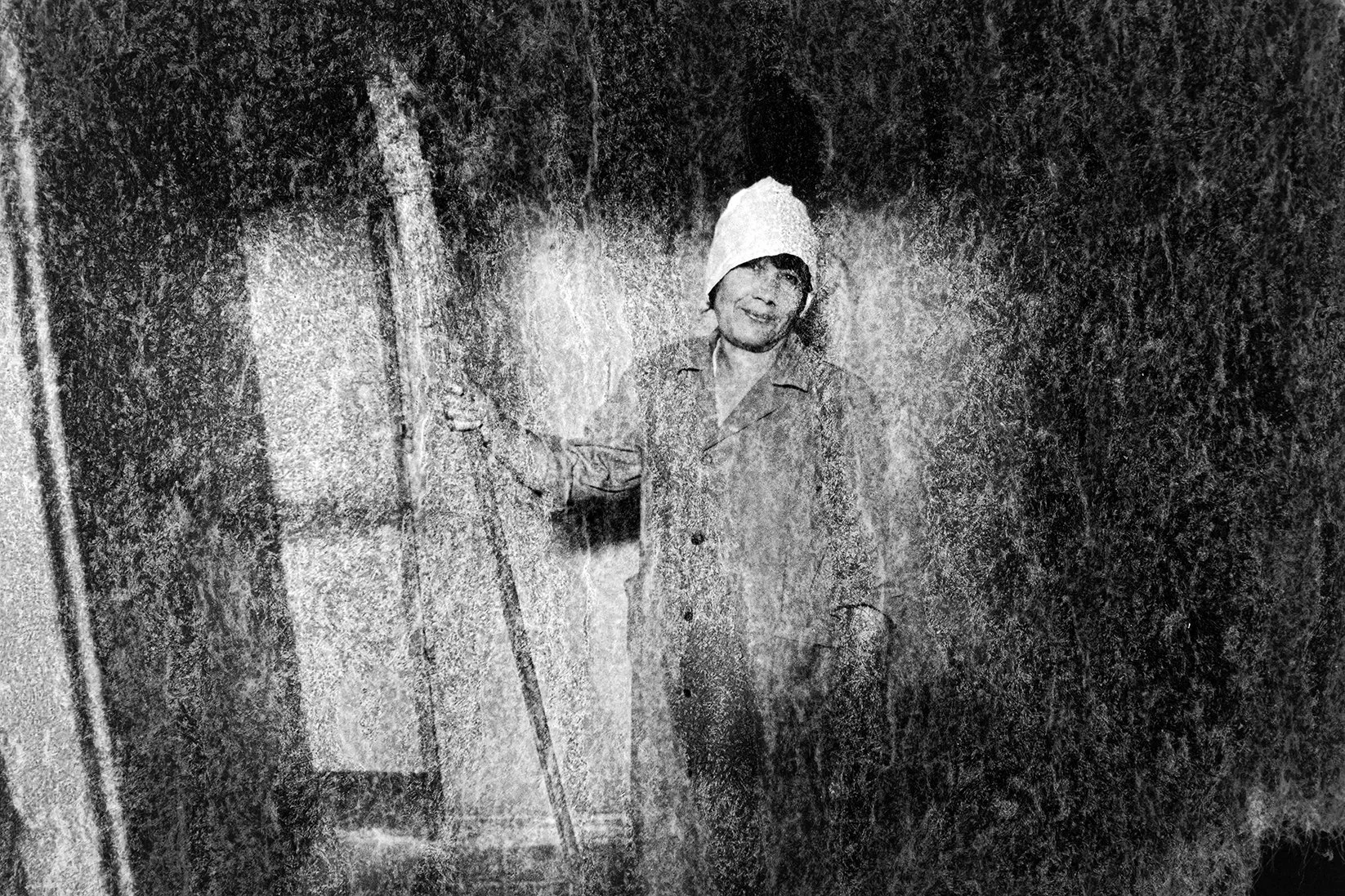 Burned Negative, Tirana 1992/2008.