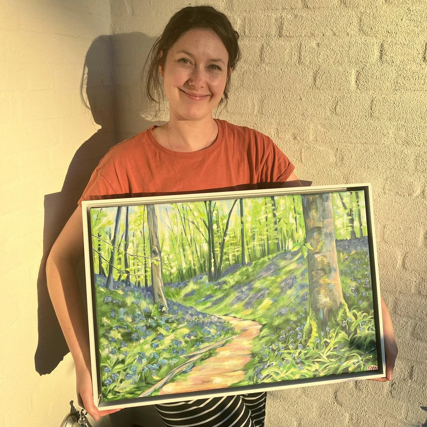 My latest completed commissioned painting: Bluebell Forest, 60 x 40 cm, acrylic on canvas with white-painted wood floating frame. 

Bluebell Forest is all about light and colour. The inspiration for this painting was the Sonian forest during springti