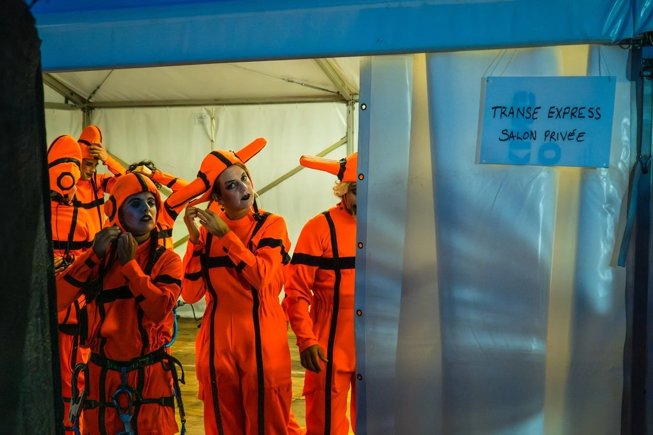 Burning blue.

#streetphotography #streetphotographer #lensonstreet #therawsociety #nightphoto #lowlightphotography #collagewise