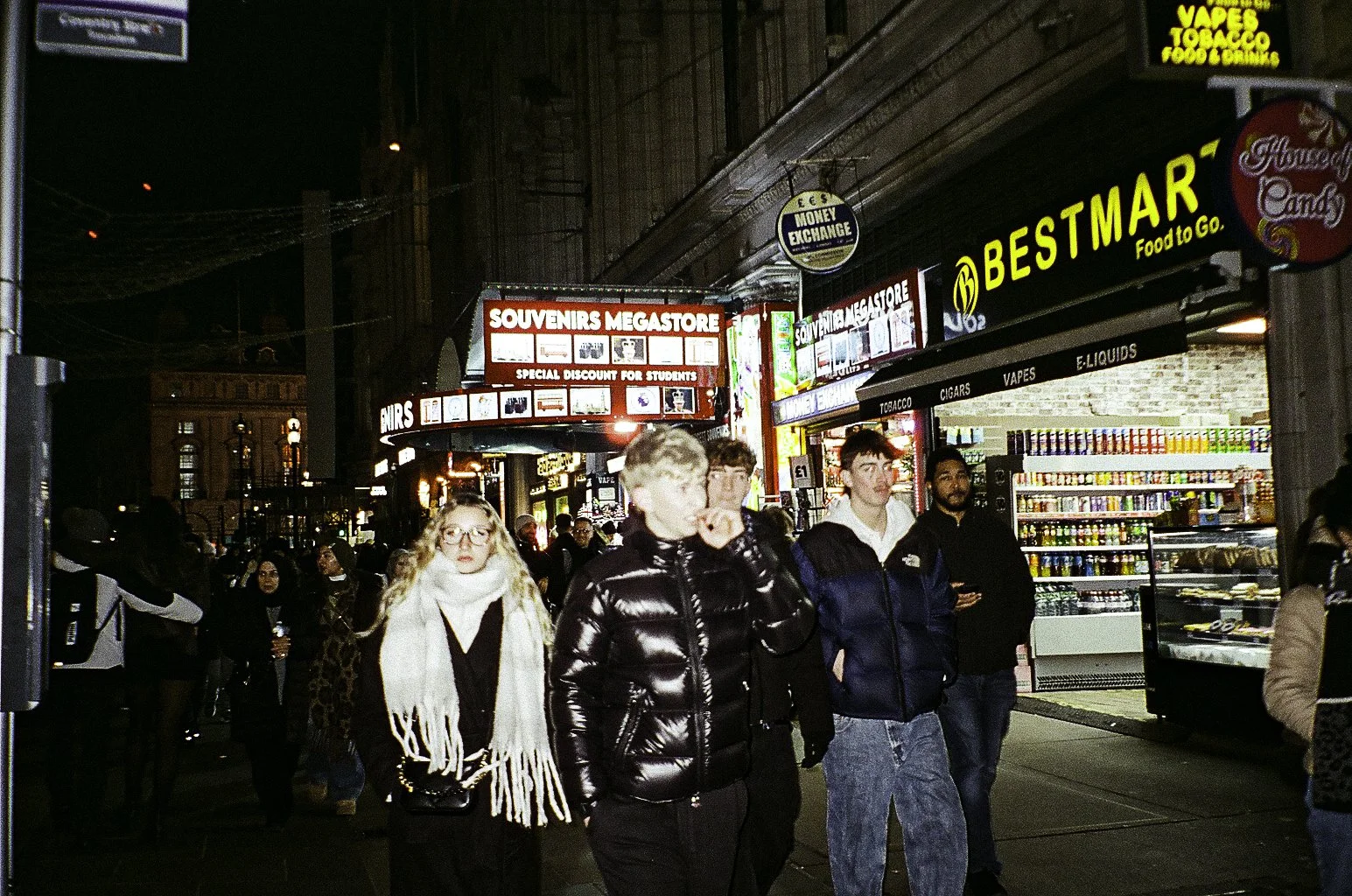 CineStill 400T Jan 26_3.jpg