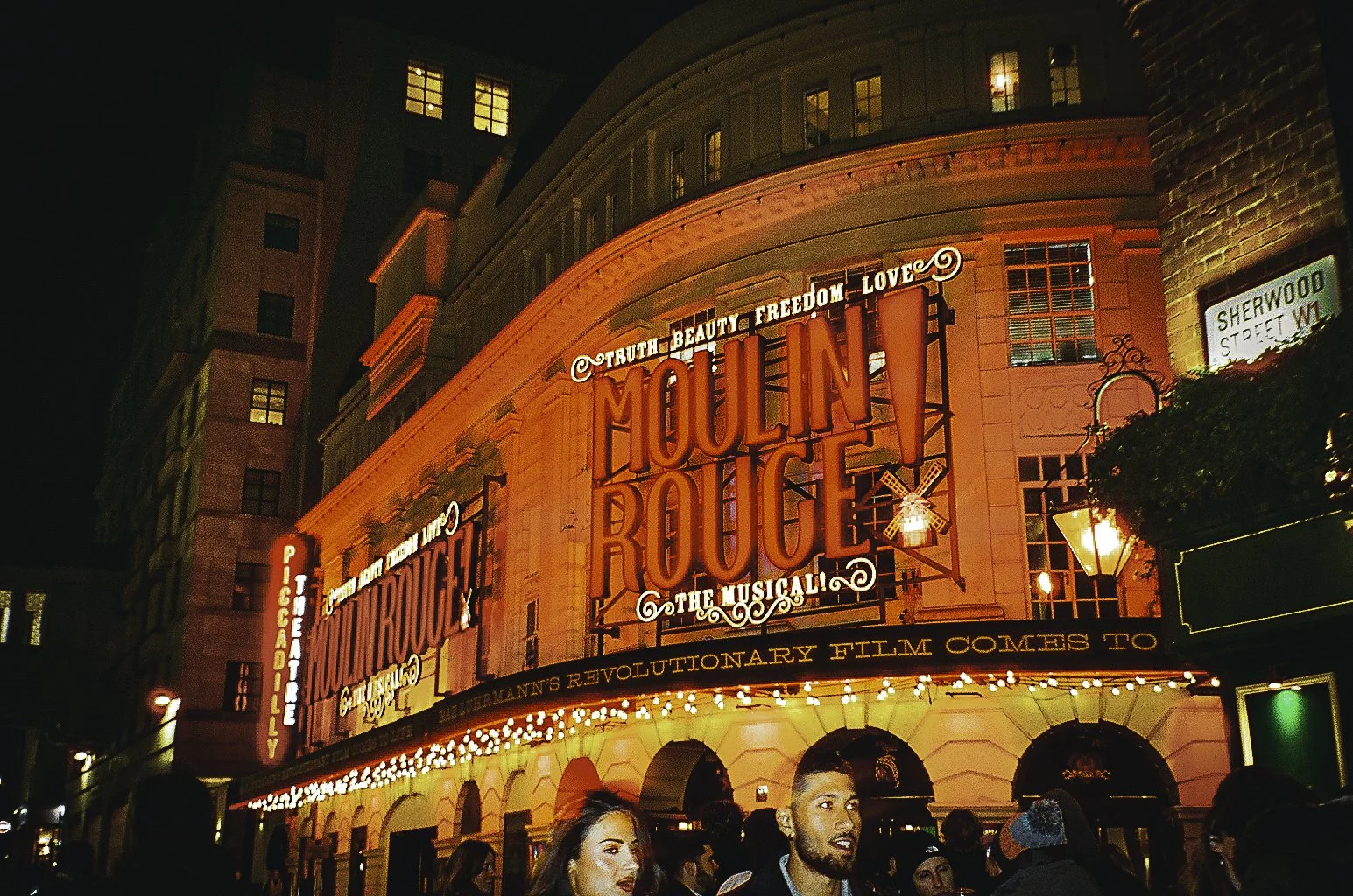 CineStill 400T Jan 26_6.jpg