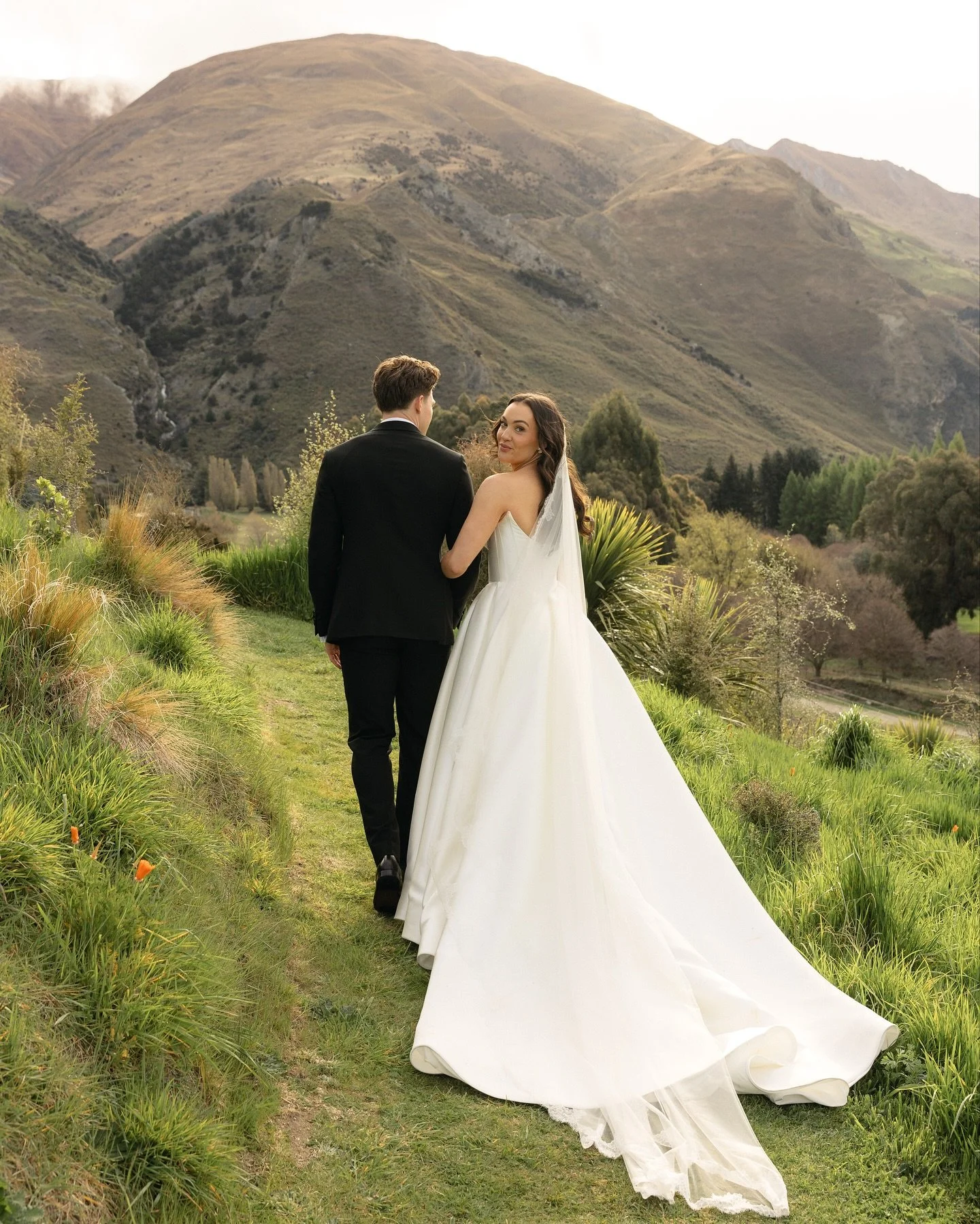 The Metcalfs ⚡️celebrating Luke &amp; Brodie on the dreamiest of days down South.