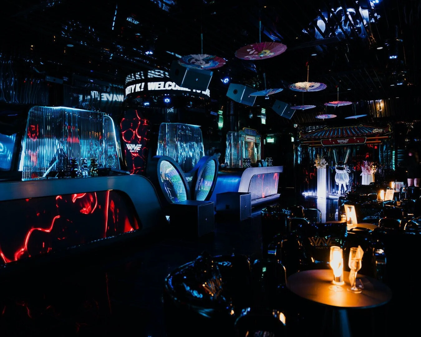 Throne_Lounge_Singapore_at_Wave_Party_K_.jpeg