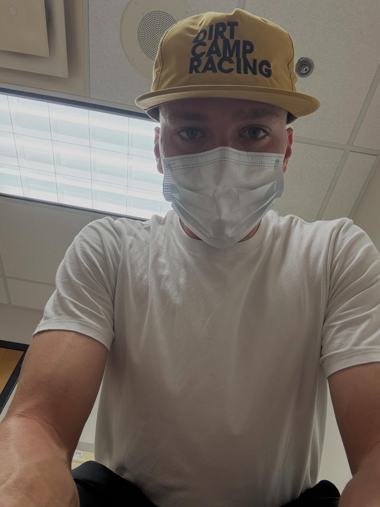 Not much to report from the last couple weeks. As soon as I started to feel normal from the concussion I got hit with a throat infection. 

Turned into mobility instructor and house maid at AZ team camp 🤣

Then back home to some cold days on the tra