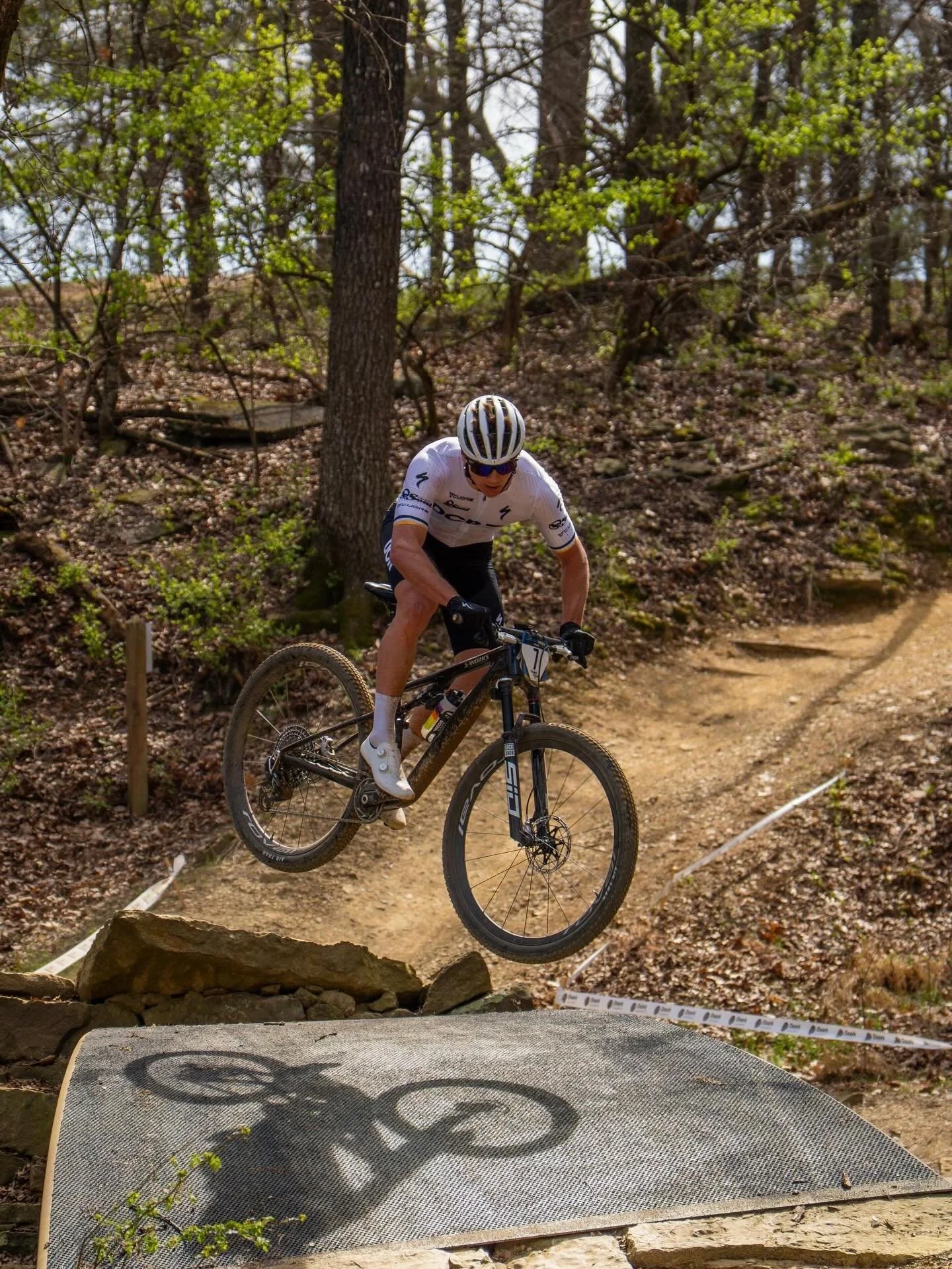 Landed 9th in my first race of the season 🫡 Start was solid and I'm working on keeping that edge through the early laps. 

Love being back racing full gas. Off today, short track Friday, then another XCO on Saturday 🔥

📸 @emmasbikelife