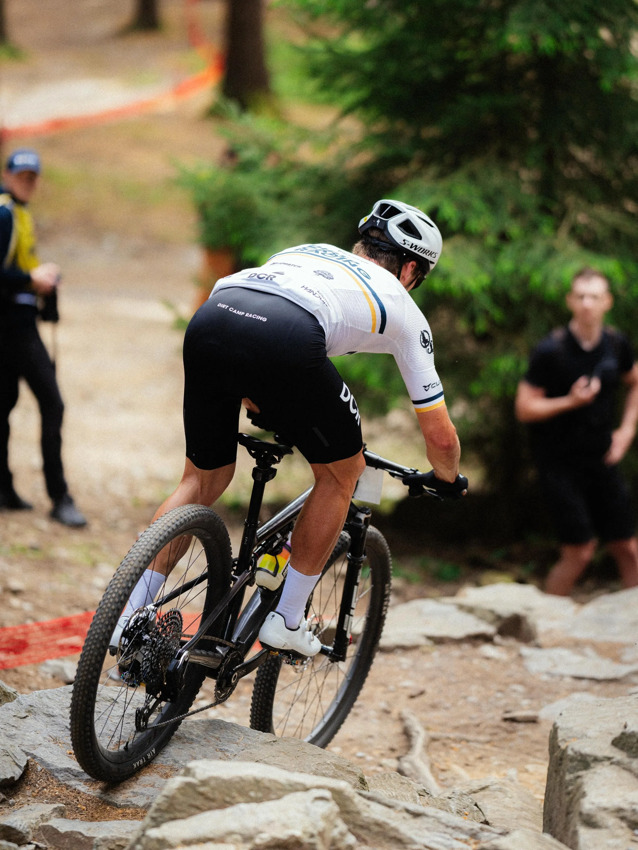 Nove Mesto race week! 🇨🇿

Excited to be on a punchier course that's a little more my style. Few more laps to dial things in before Sunday!

📸 @piperalbrecht