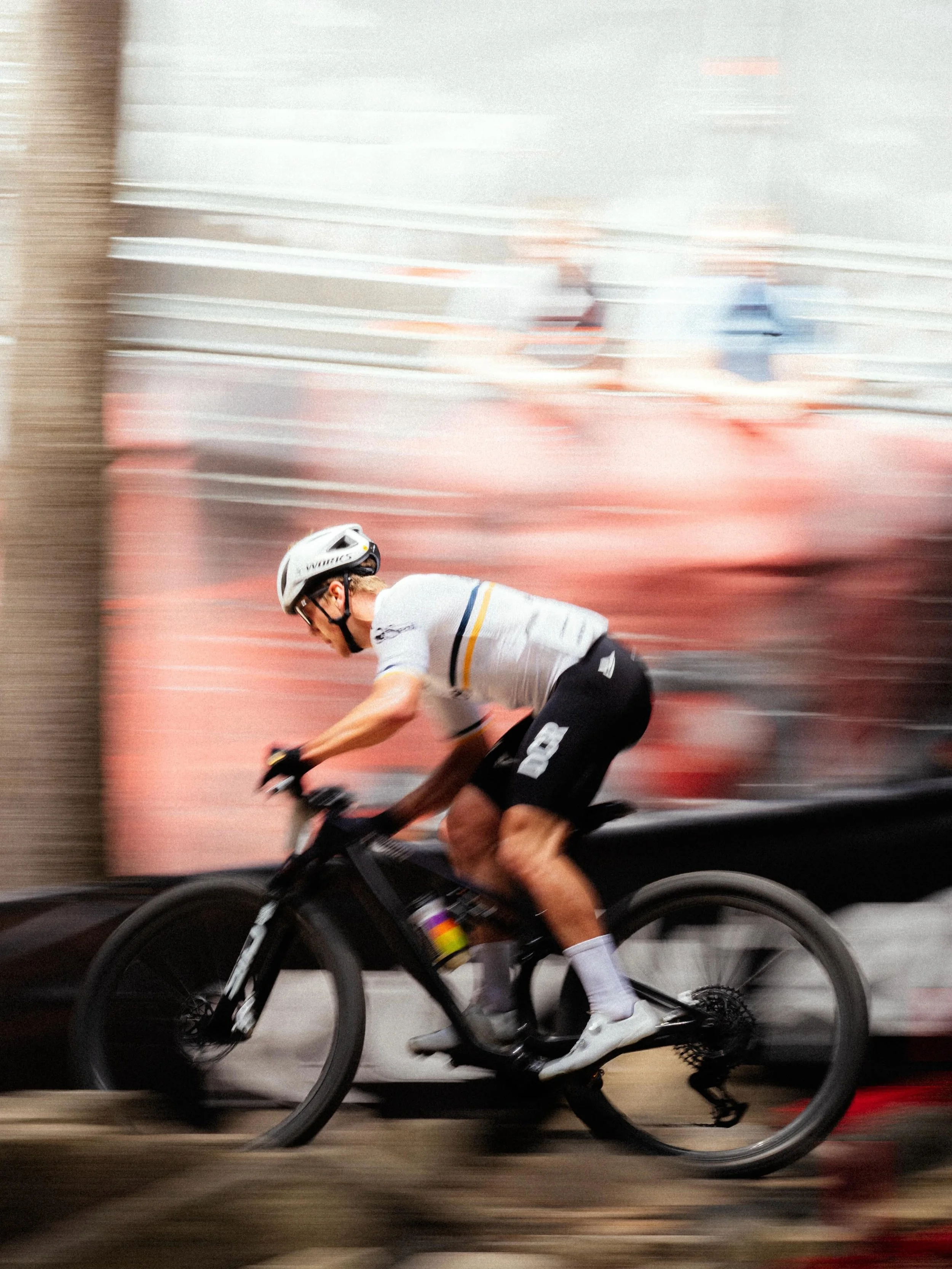 Ready to roll tomorrow 🔥

Starting somewhere in the 70s, so the game is to try and move up as much as possible. 

Couldn't ask for better racing conditions, course is running fast and dry!

📸 @piperalbrecht