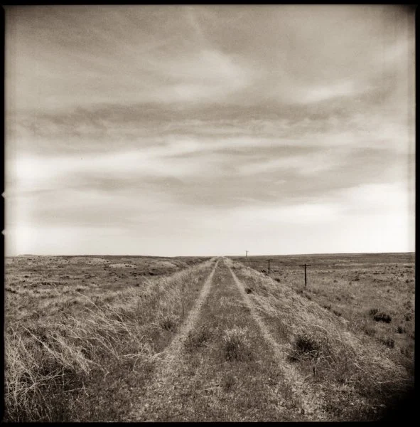 10-0527_badlands_nudes050_1_1.jpg