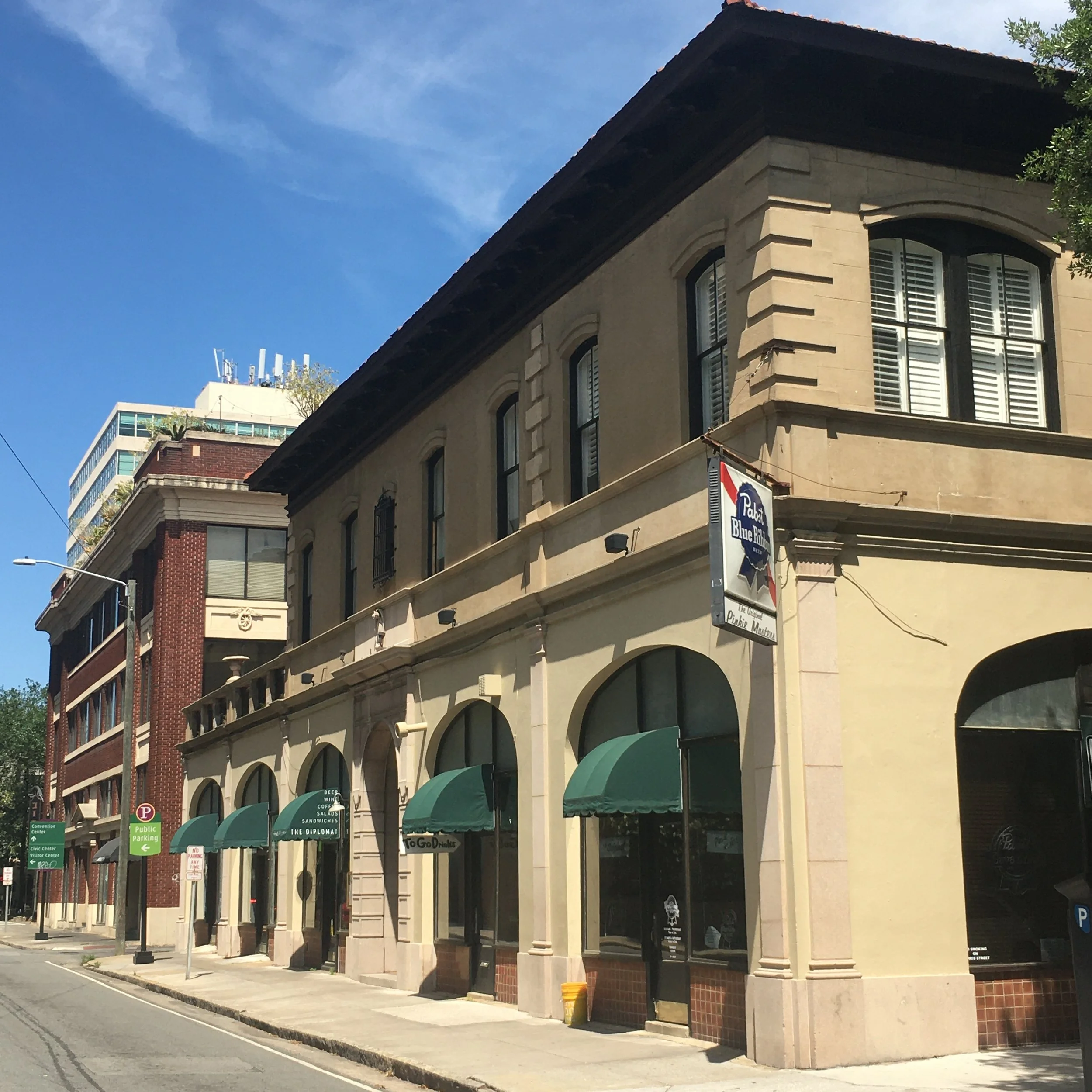 Pinkie Masters Bldg 2.JPG