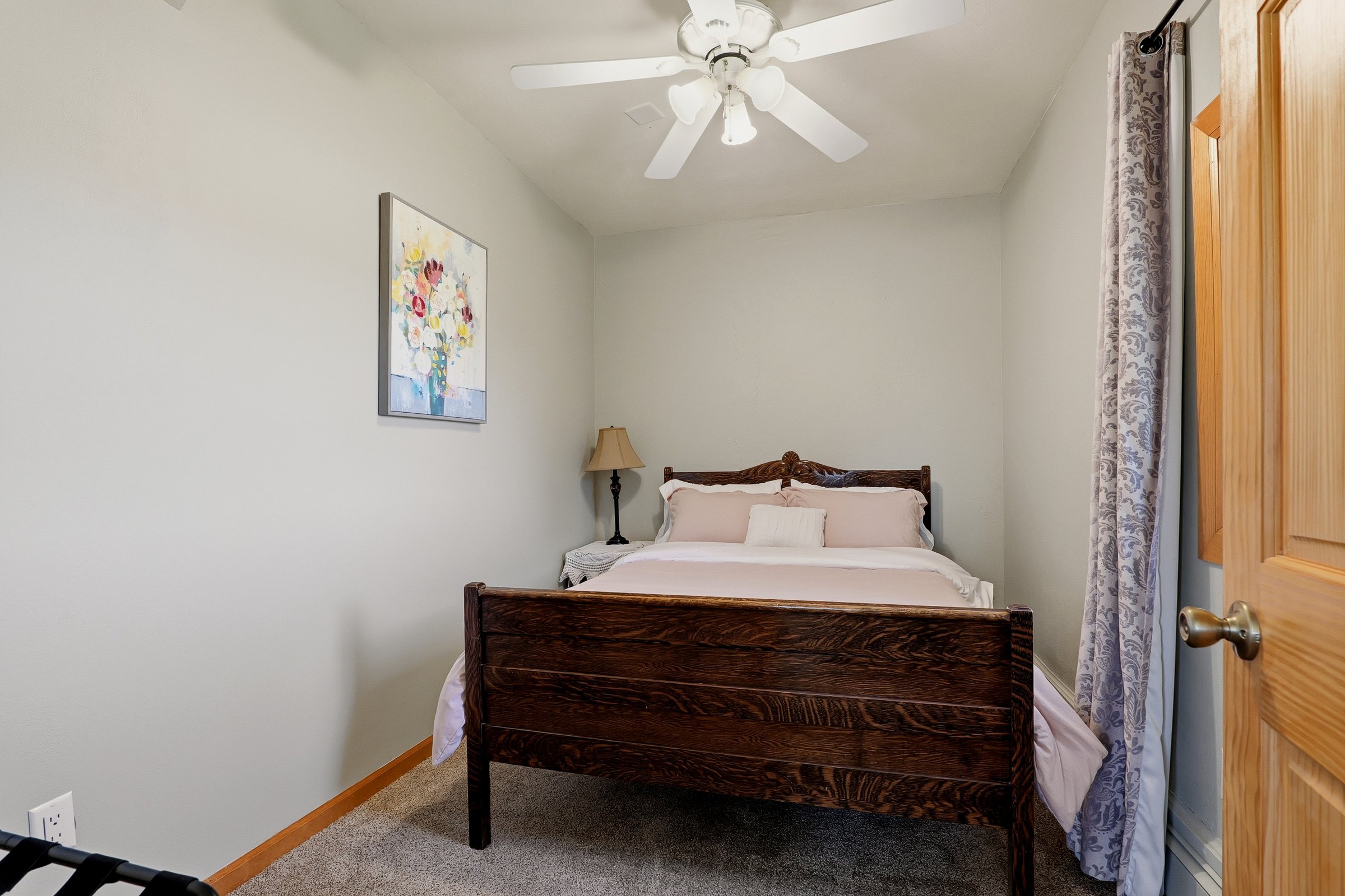 N4960BlueberryLn-24.jpg