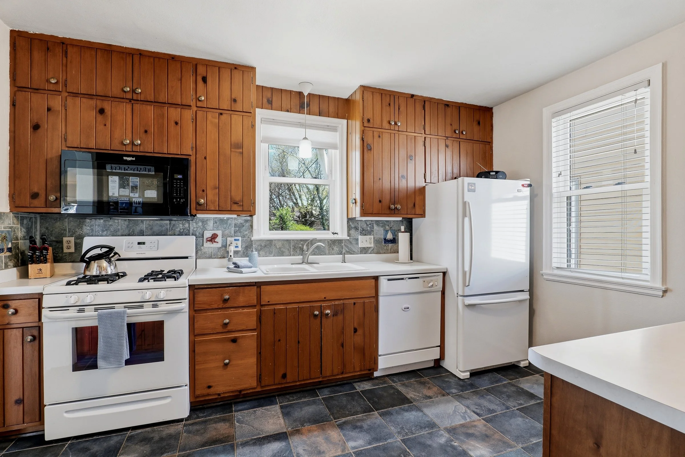 305NewYorkAve-20.jpg