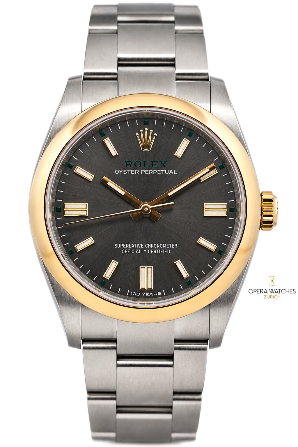 Luxus Rolex mit Goldbezel an weissem Hintergrund_inPixio.jpg