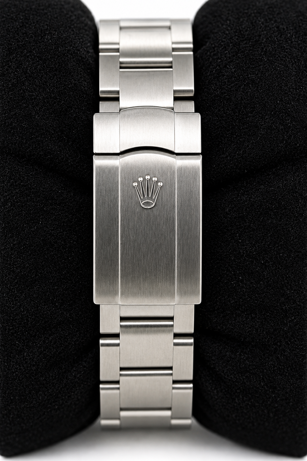 Nahaufnahme einer Rolex-Stahlarmband-Schliesse.png