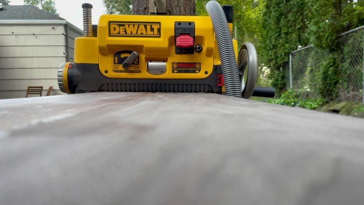 I did need to employ the mechanical planer to flatten and dimension close to 70 board feet to make panels, the hand plane is great for delicate work, but not sure how long this would have taken by hand. I might still be on the first board 
.
.
.
#woo