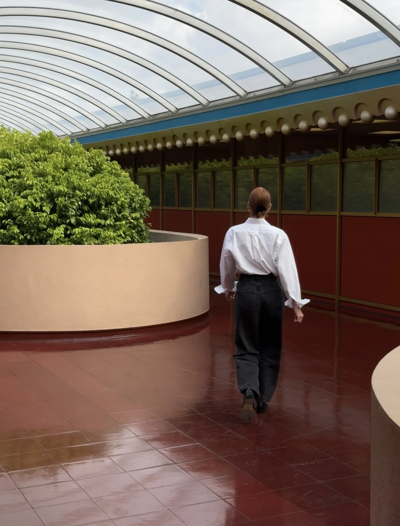 Marin Civic Center. Frank Lloyd Wright 1962.jpg
