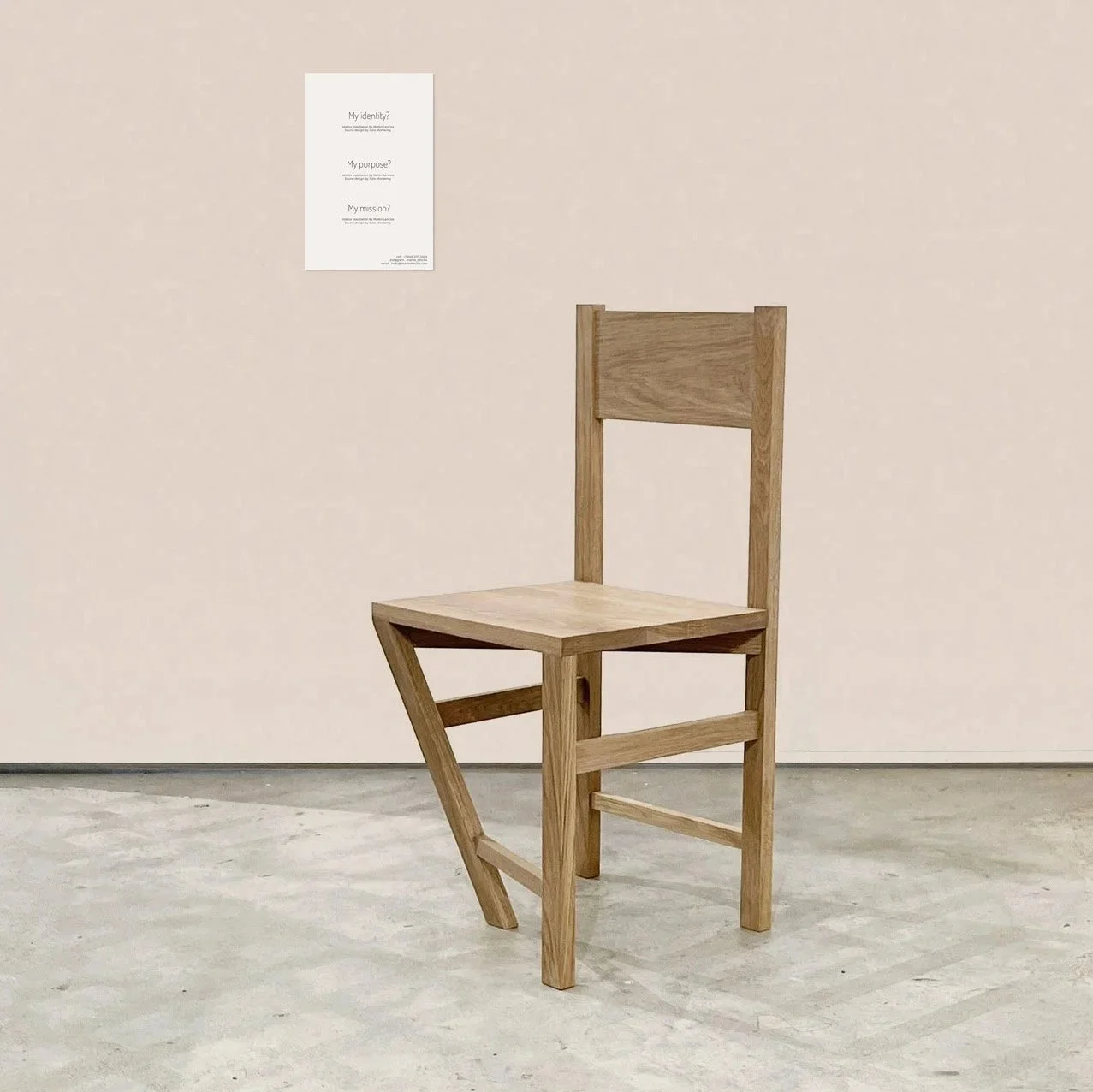 An art furniture piece created by Martin Lenclos in a gallery in Dumbo, Brooklyn, 2022